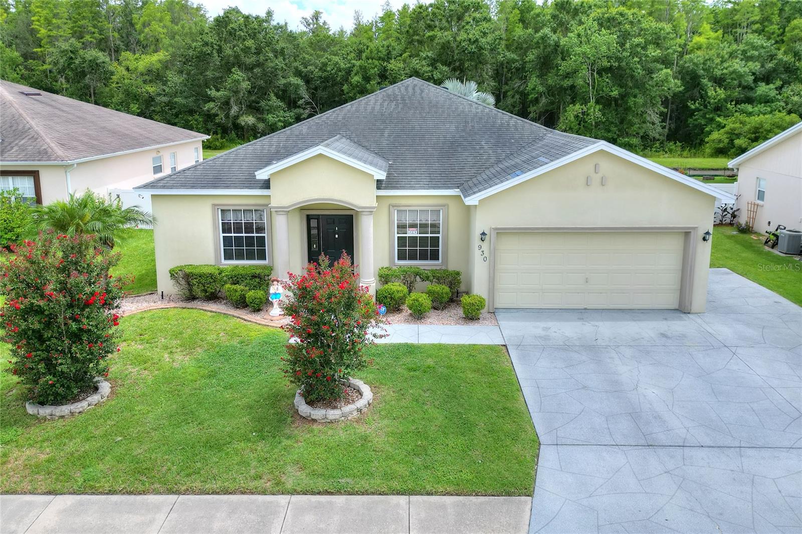 Image 3 of 52 For 930 Princeton Manor Lane