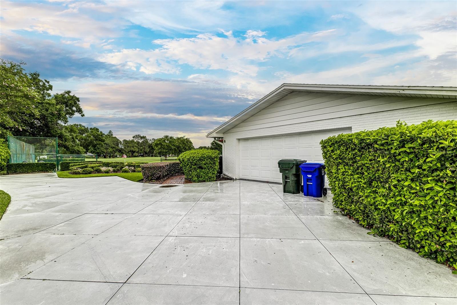 Image 41 of 48 For 521 Lone Palm Drive