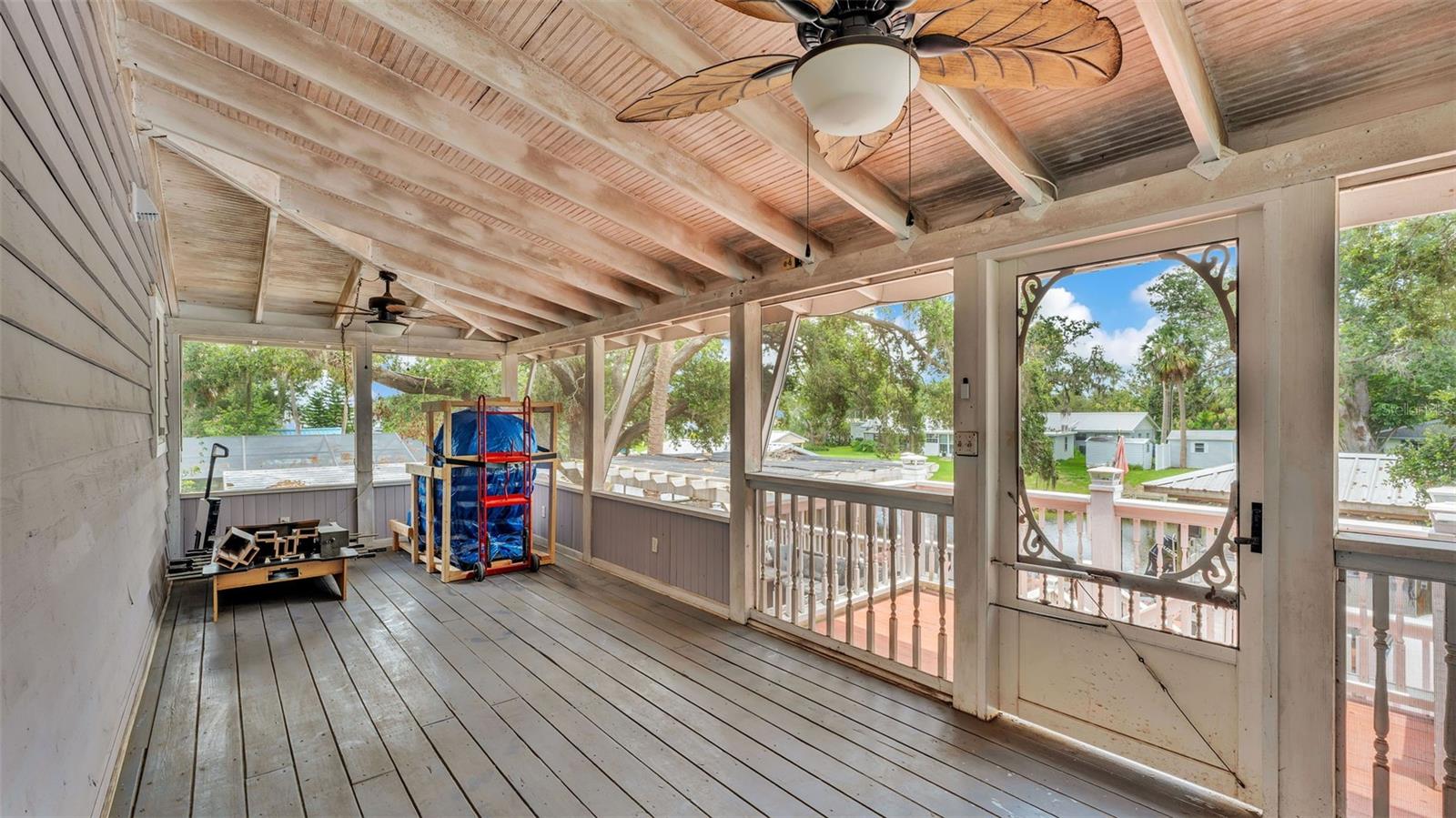 Image 40 of 75 For 9934 Peninsular Drive