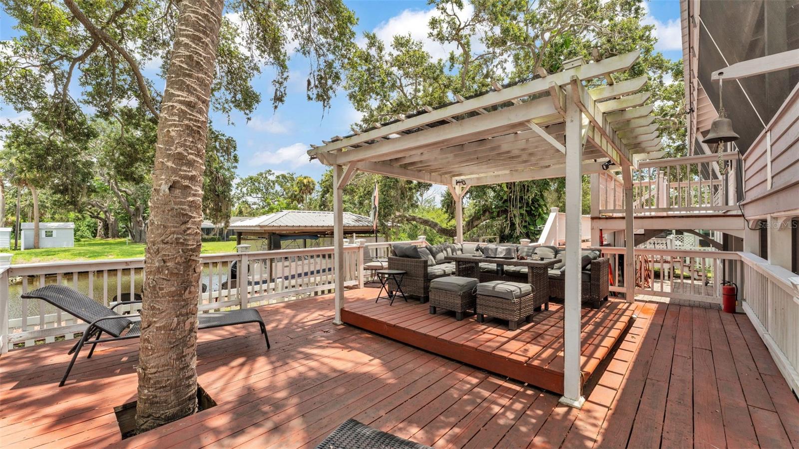 Image 47 of 75 For 9934 Peninsular Drive