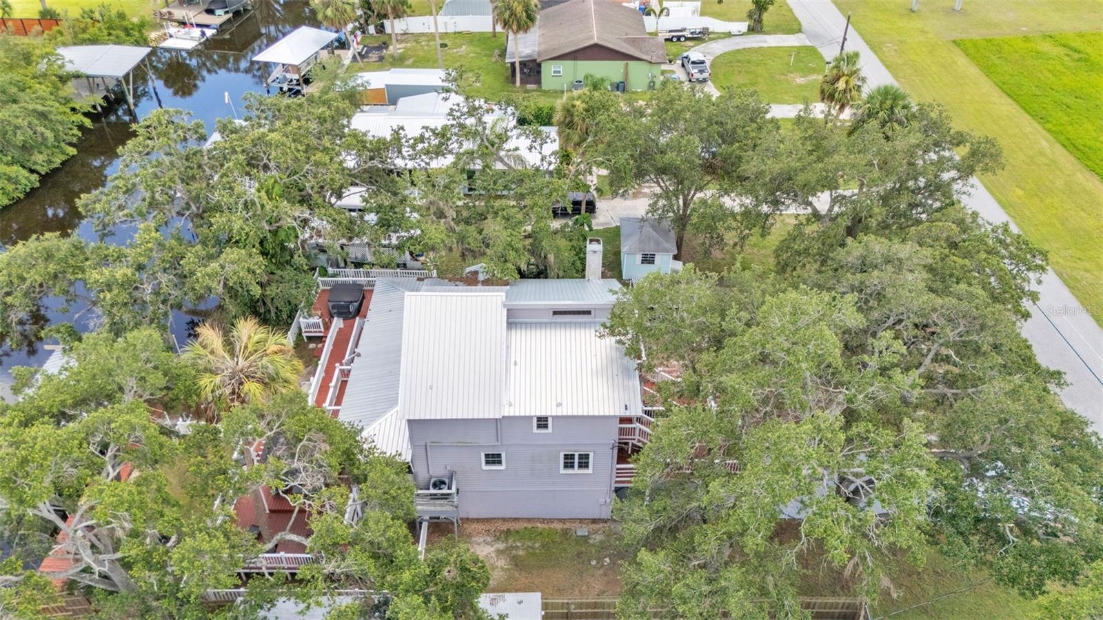 Image 6 of 75 For 9934 Peninsular Drive