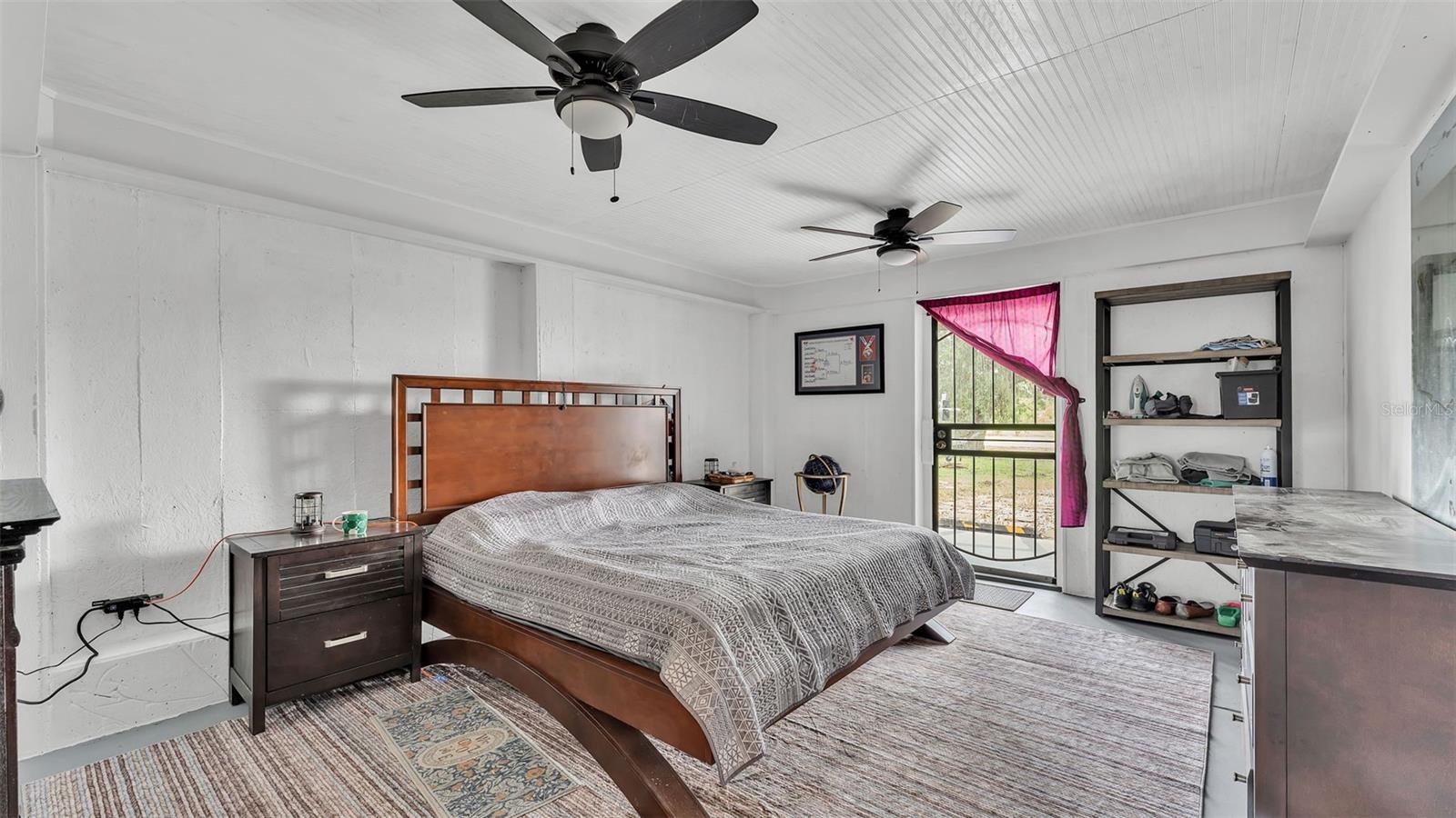 Image 61 of 75 For 9934 Peninsular Drive