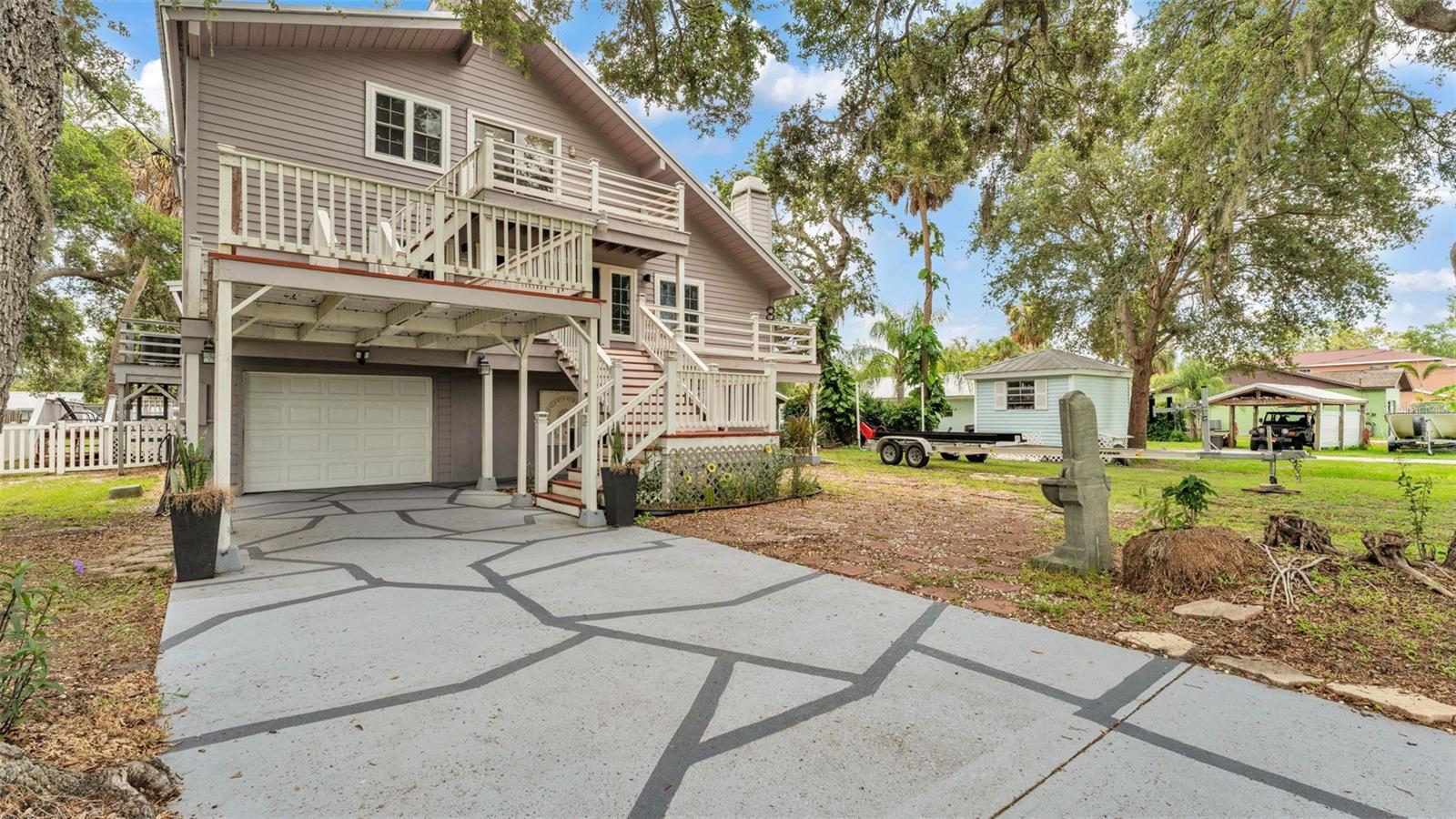 Image 69 of 75 For 9934 Peninsular Drive
