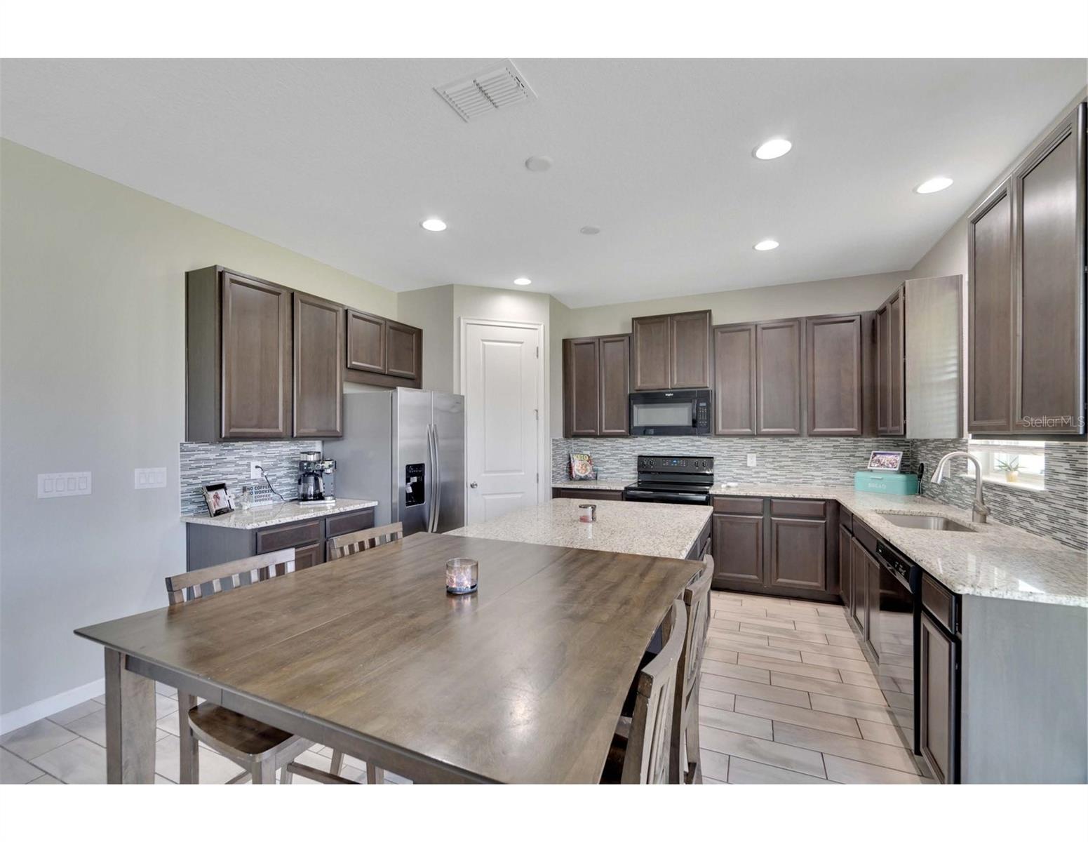 Image 10 of 70 For 10646 Planer Picket Drive