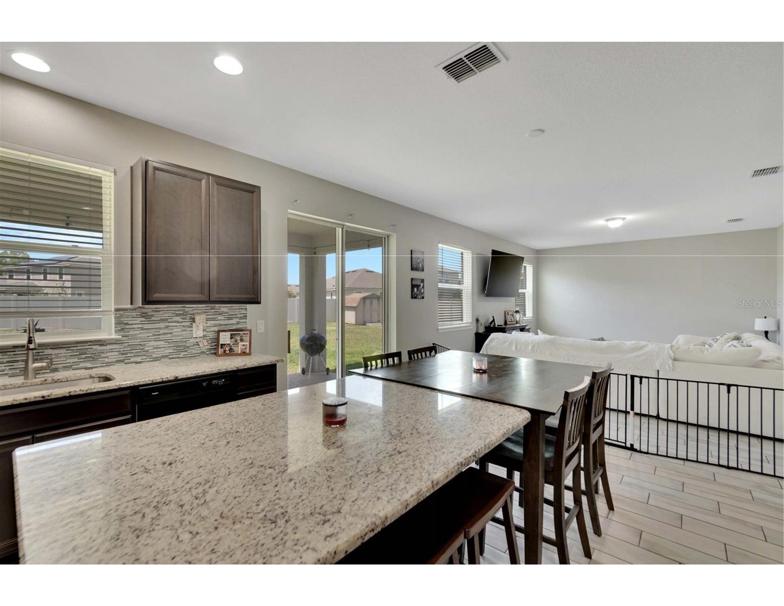 Image 11 of 70 For 10646 Planer Picket Drive