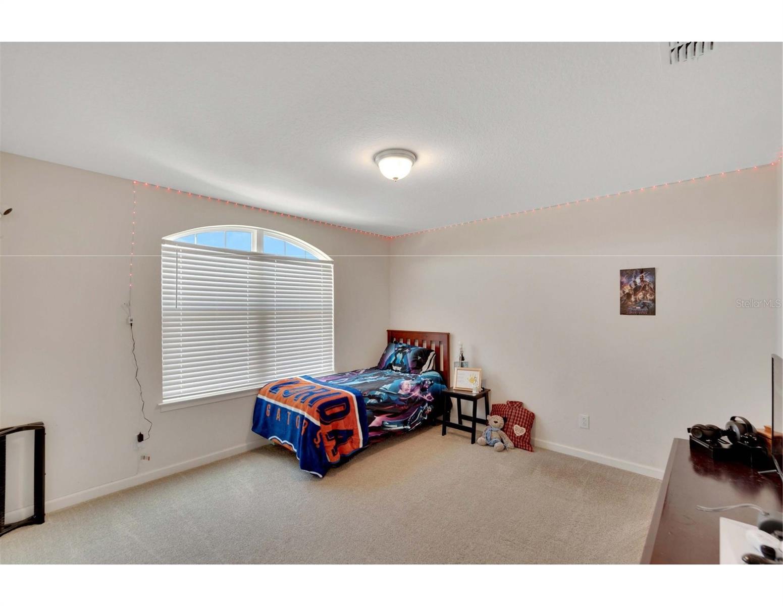 Image 40 of 70 For 10646 Planer Picket Drive