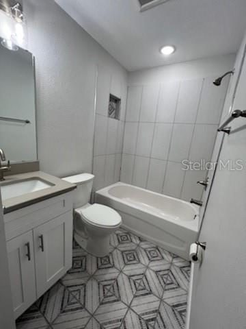 Image 14 of 19 For 415 Petteway Drive