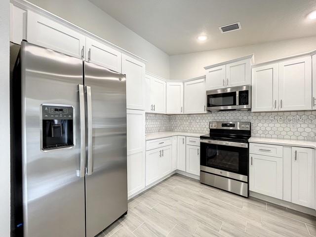 Image 3 of 19 For 415 Petteway Drive