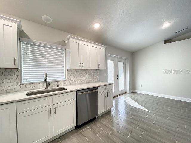 Image 5 of 19 For 415 Petteway Drive