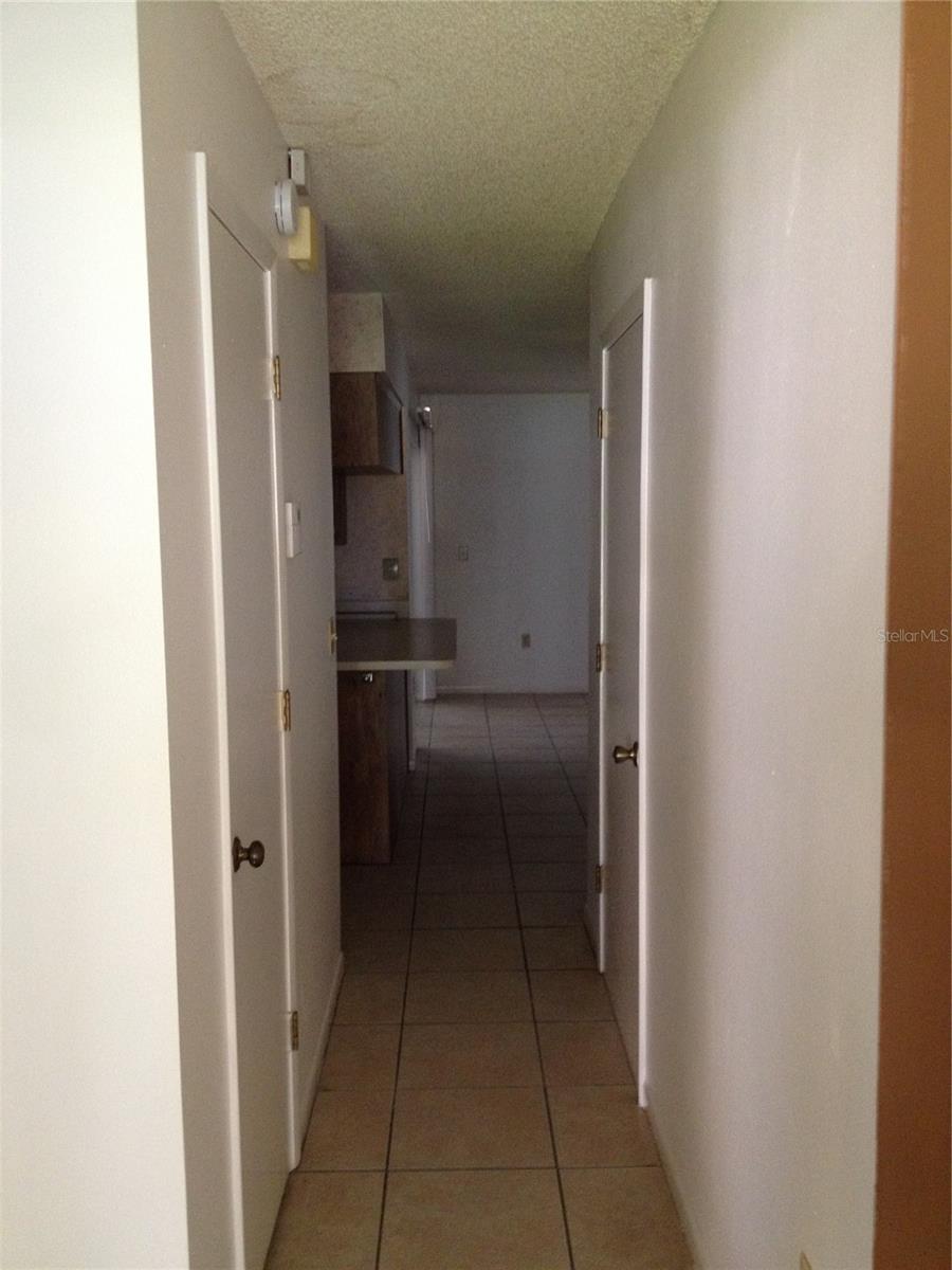 Image 10 of 23 For 2138 Groveglen Lane N