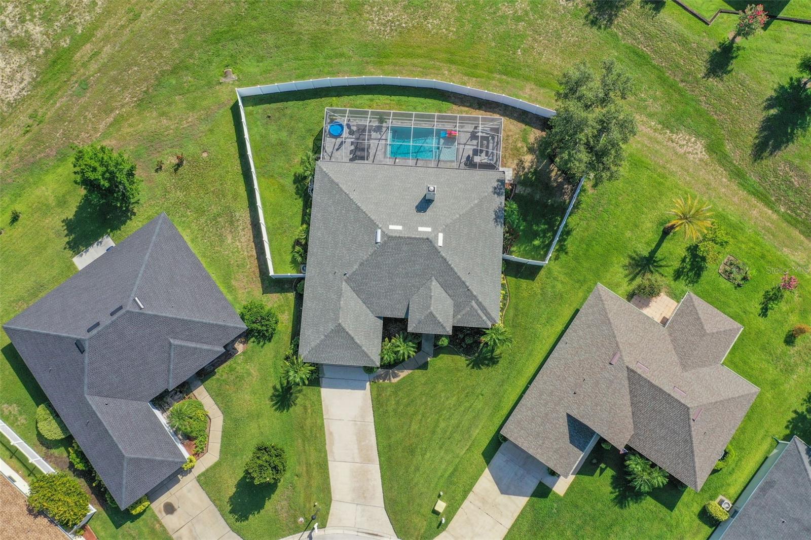 Image 3 of 60 For 122 Amber Boulevard