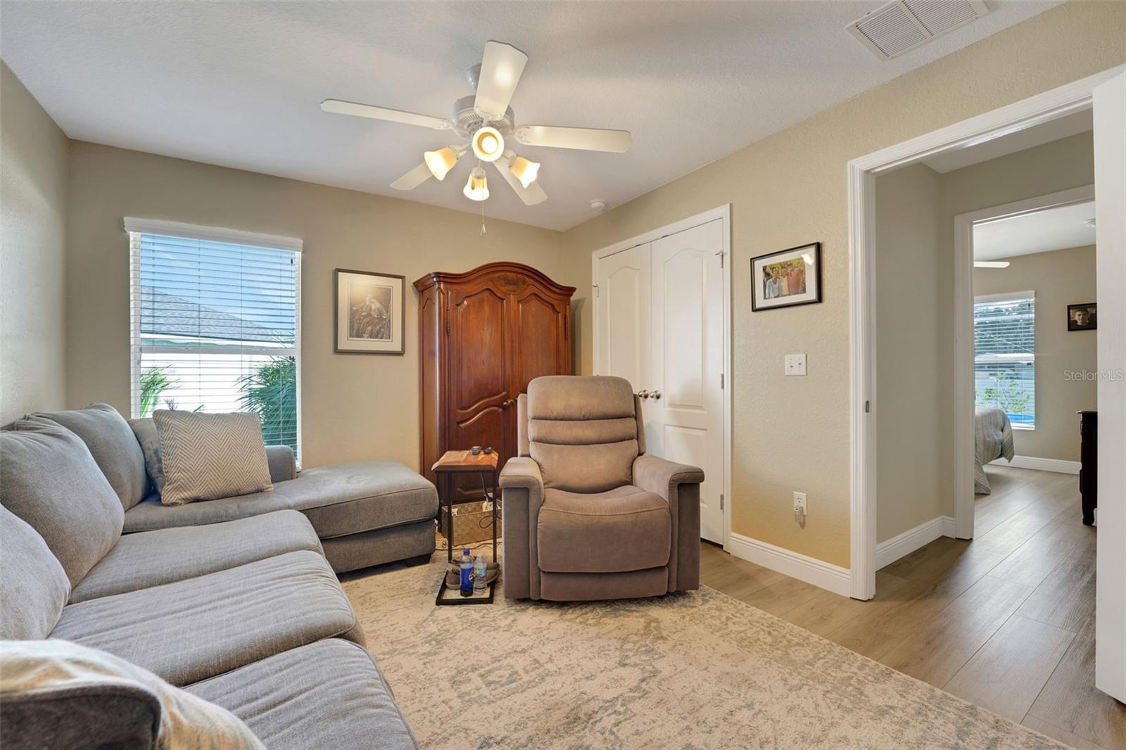 Image 34 of 60 For 122 Amber Boulevard