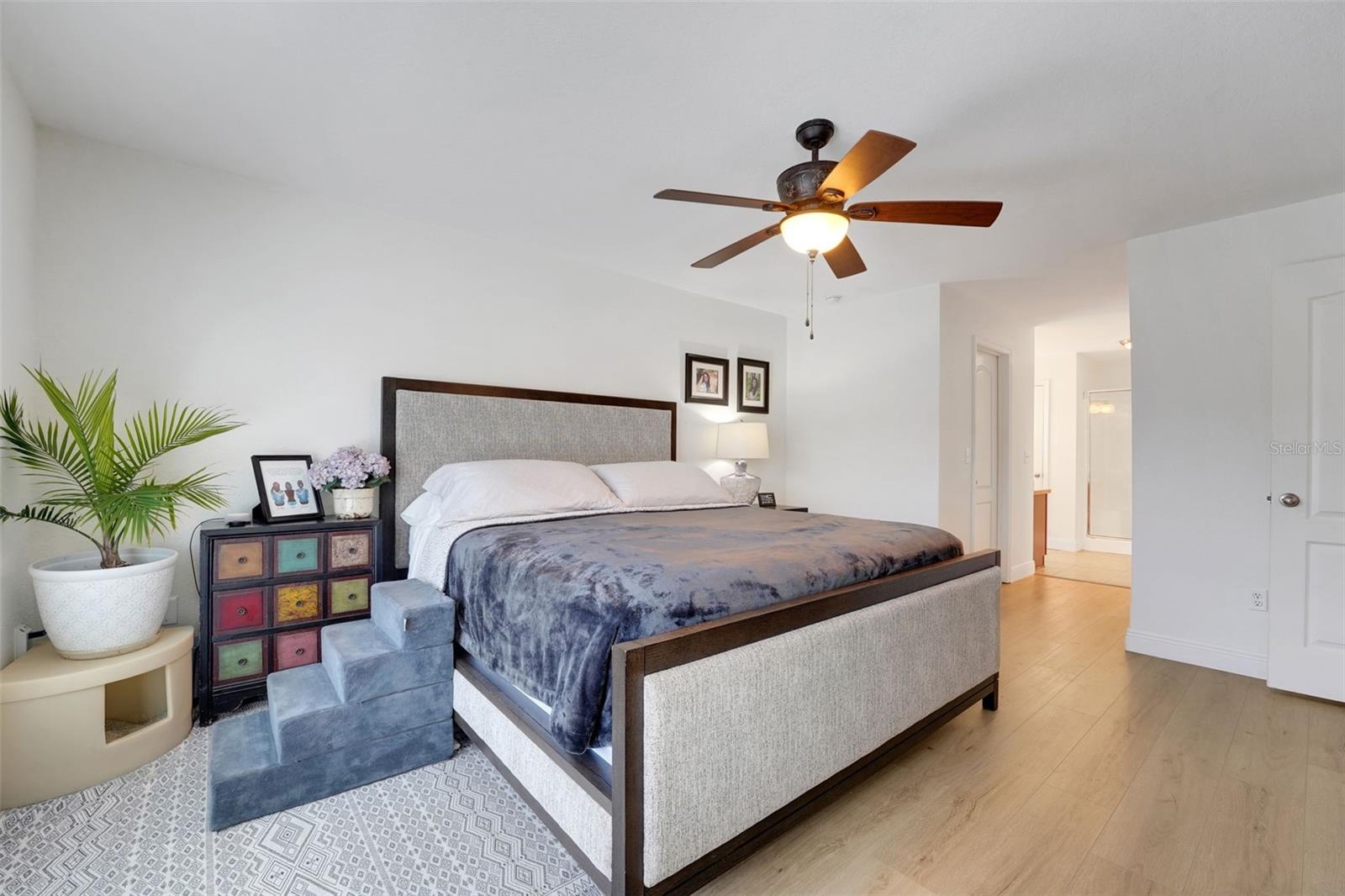 Image 40 of 60 For 122 Amber Boulevard