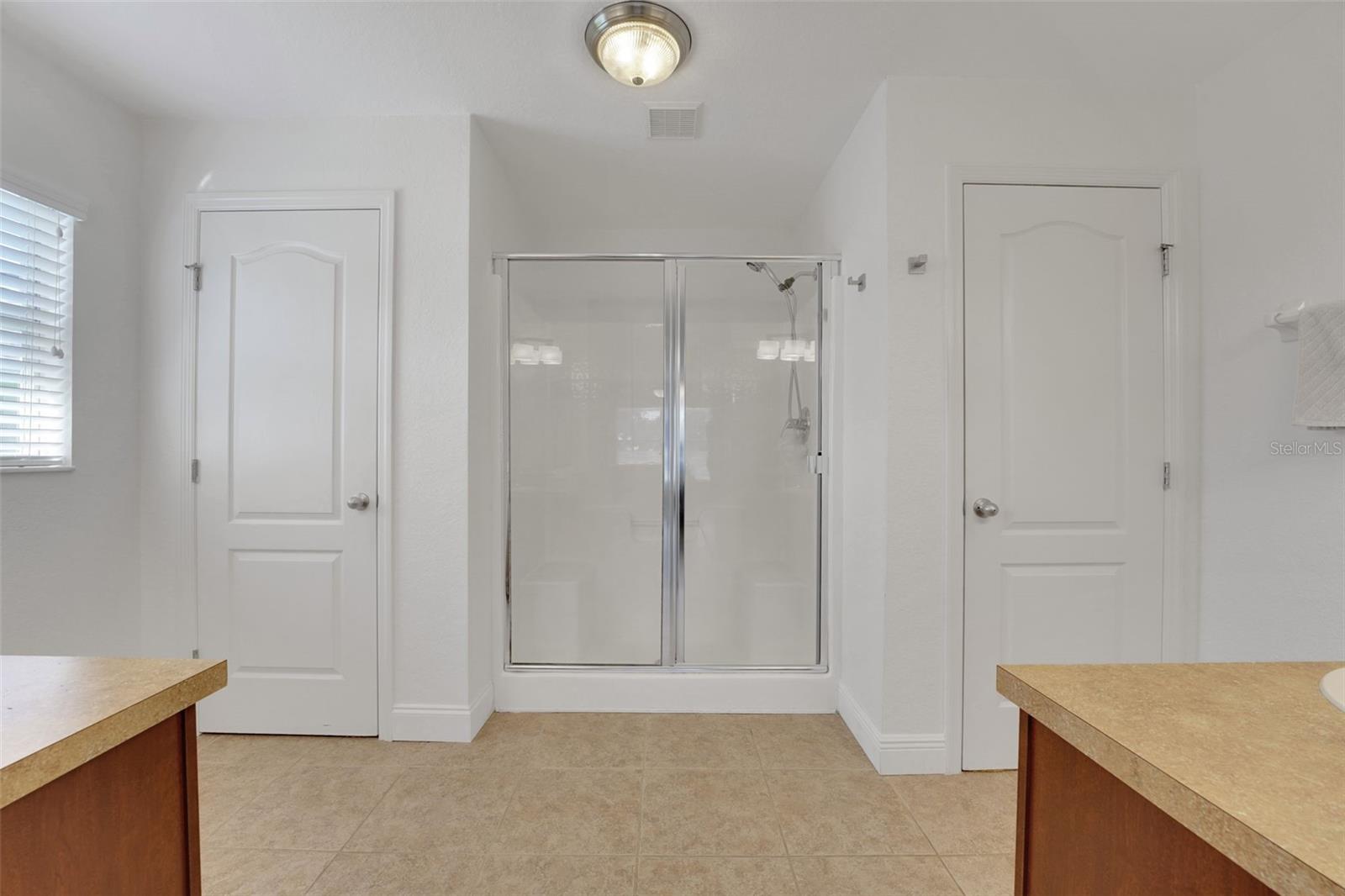 Image 42 of 60 For 122 Amber Boulevard