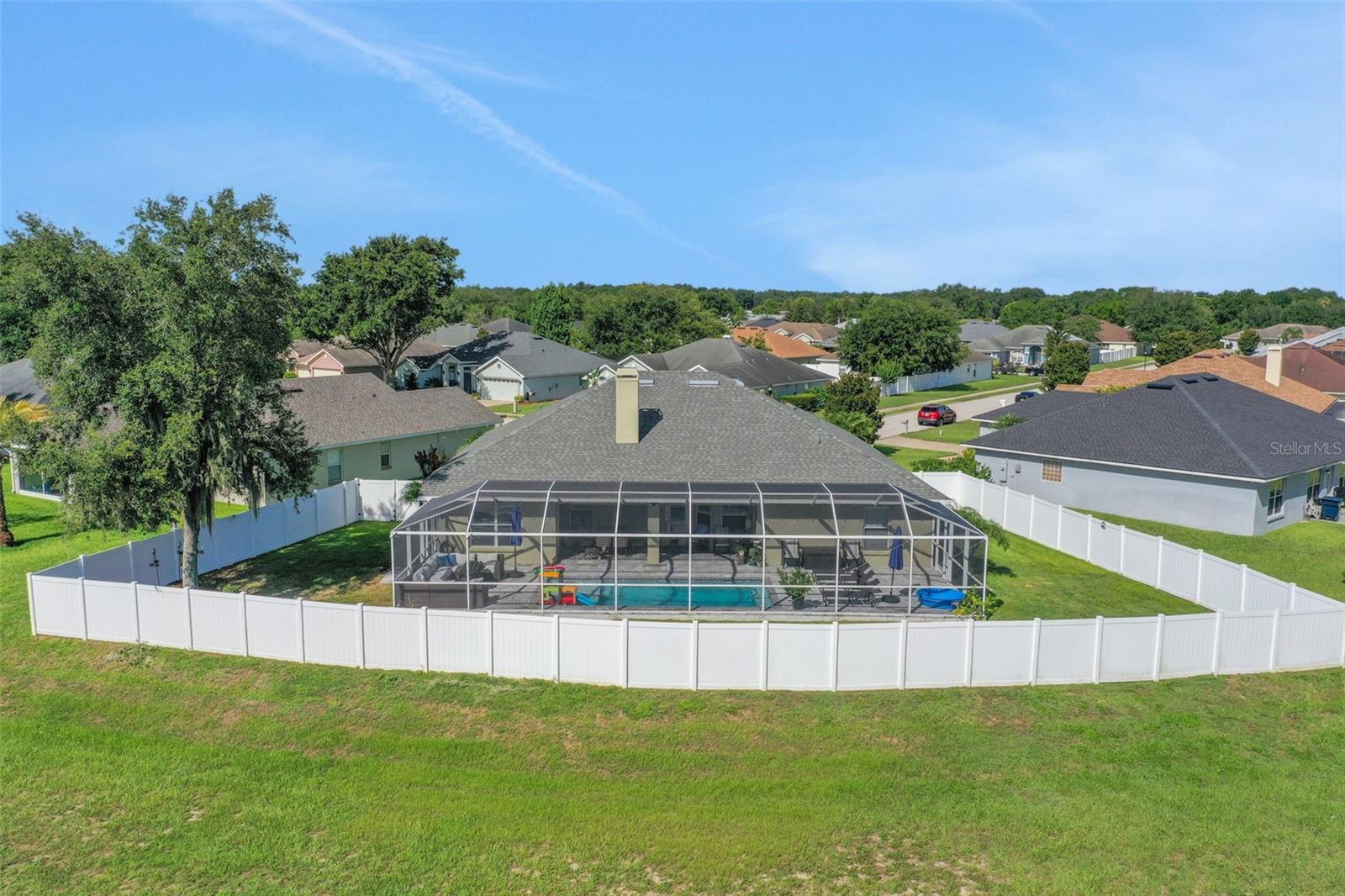 Image 6 of 60 For 122 Amber Boulevard