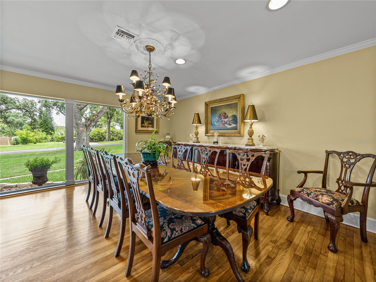 Image 13 of 81 For 2213 Woodbine Avenue