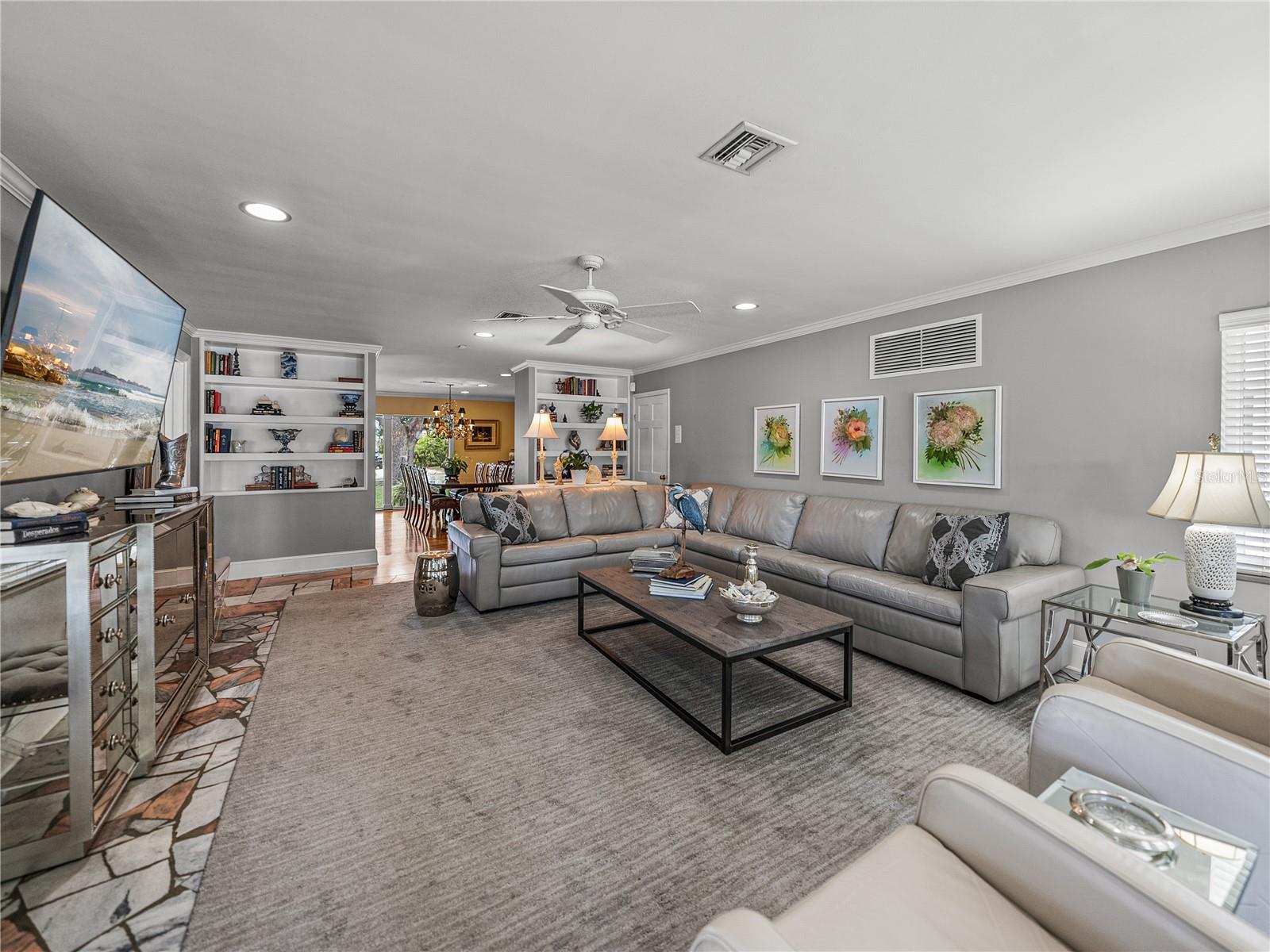 Image 19 of 81 For 2213 Woodbine Avenue