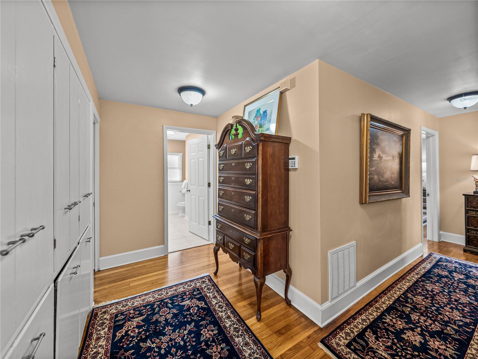 Image 30 of 81 For 2213 Woodbine Avenue