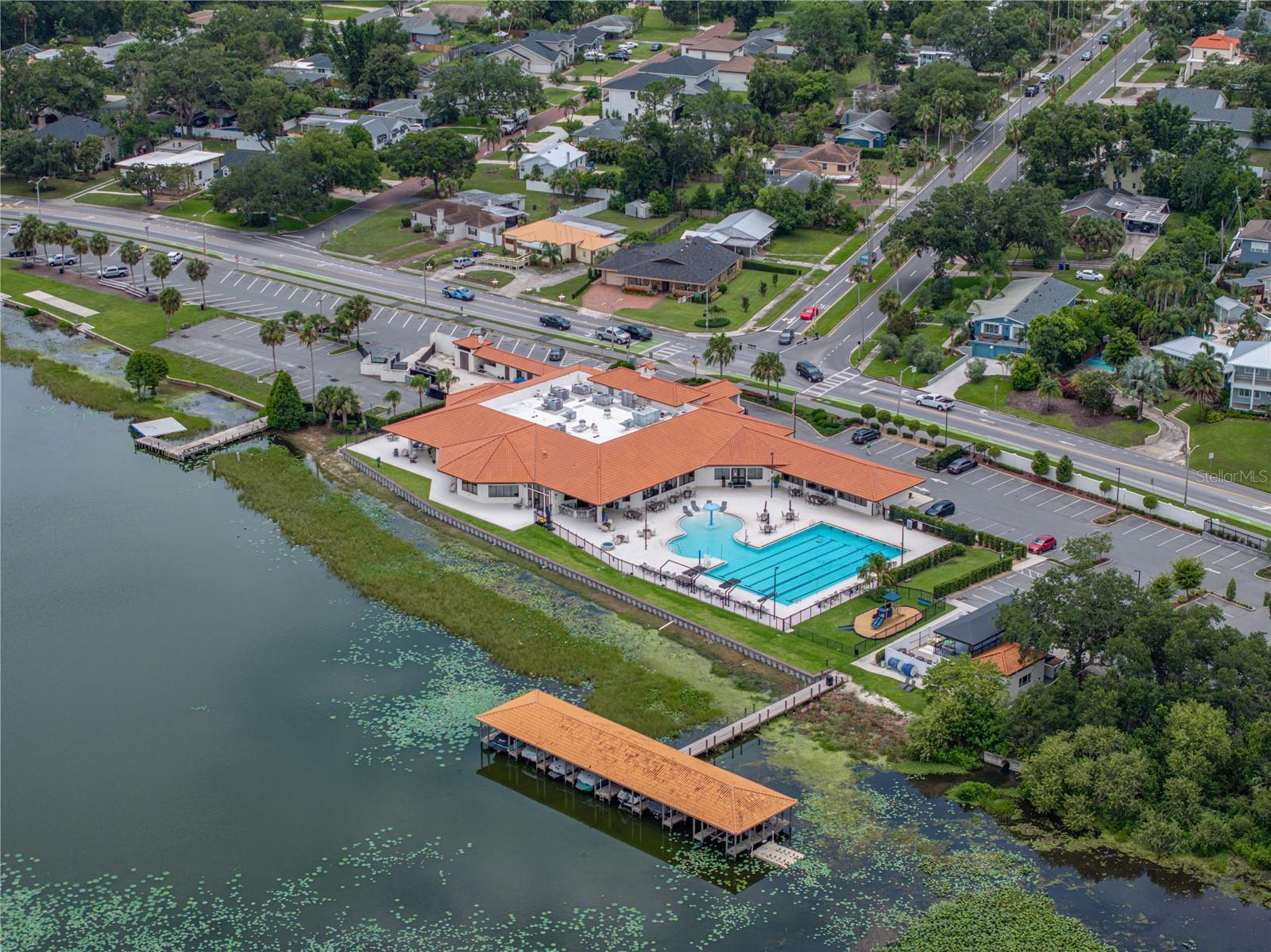 Image 78 of 81 For 2213 Woodbine Avenue