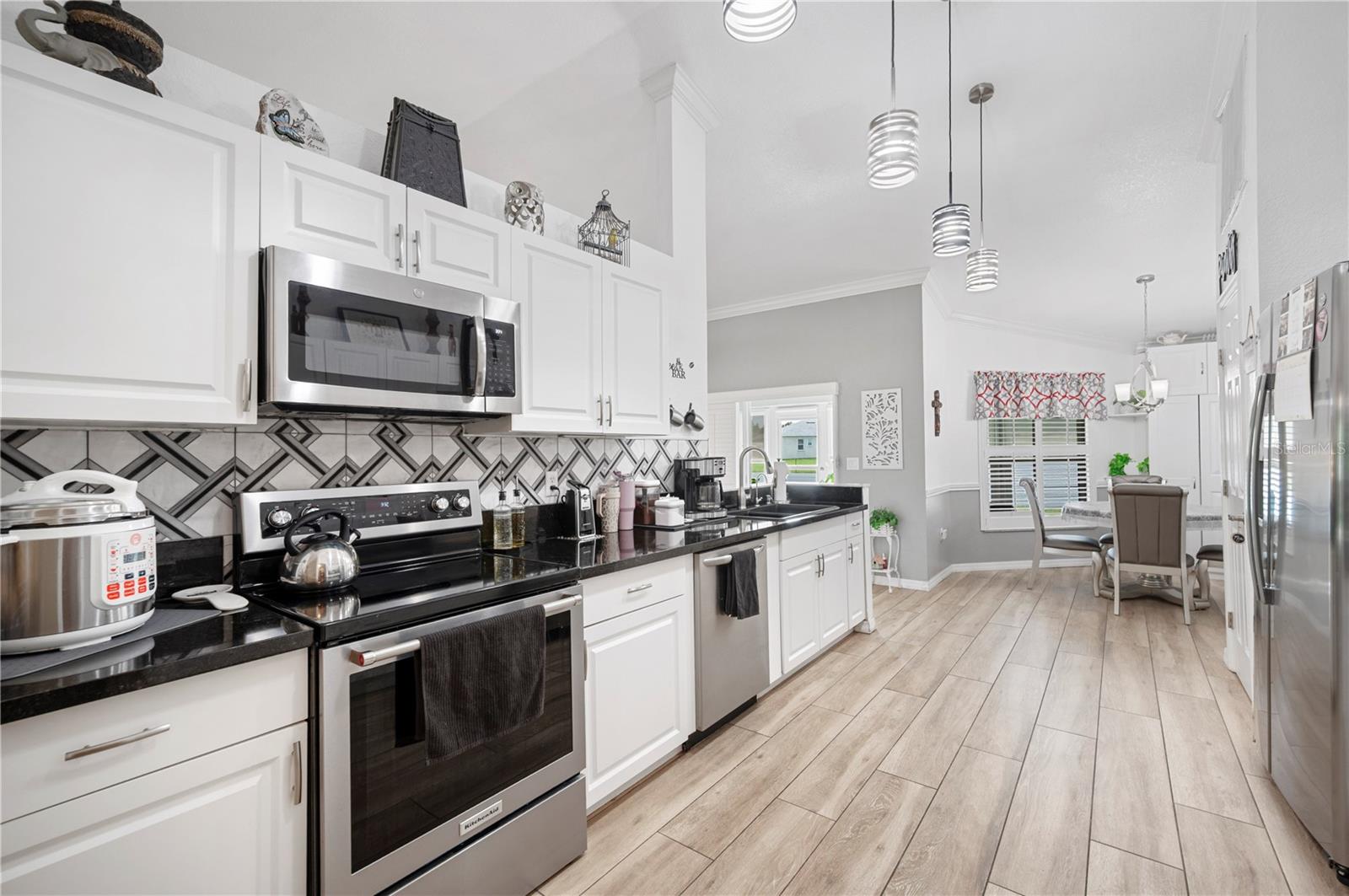 Image 16 of 38 For 5487 Oakford Drive