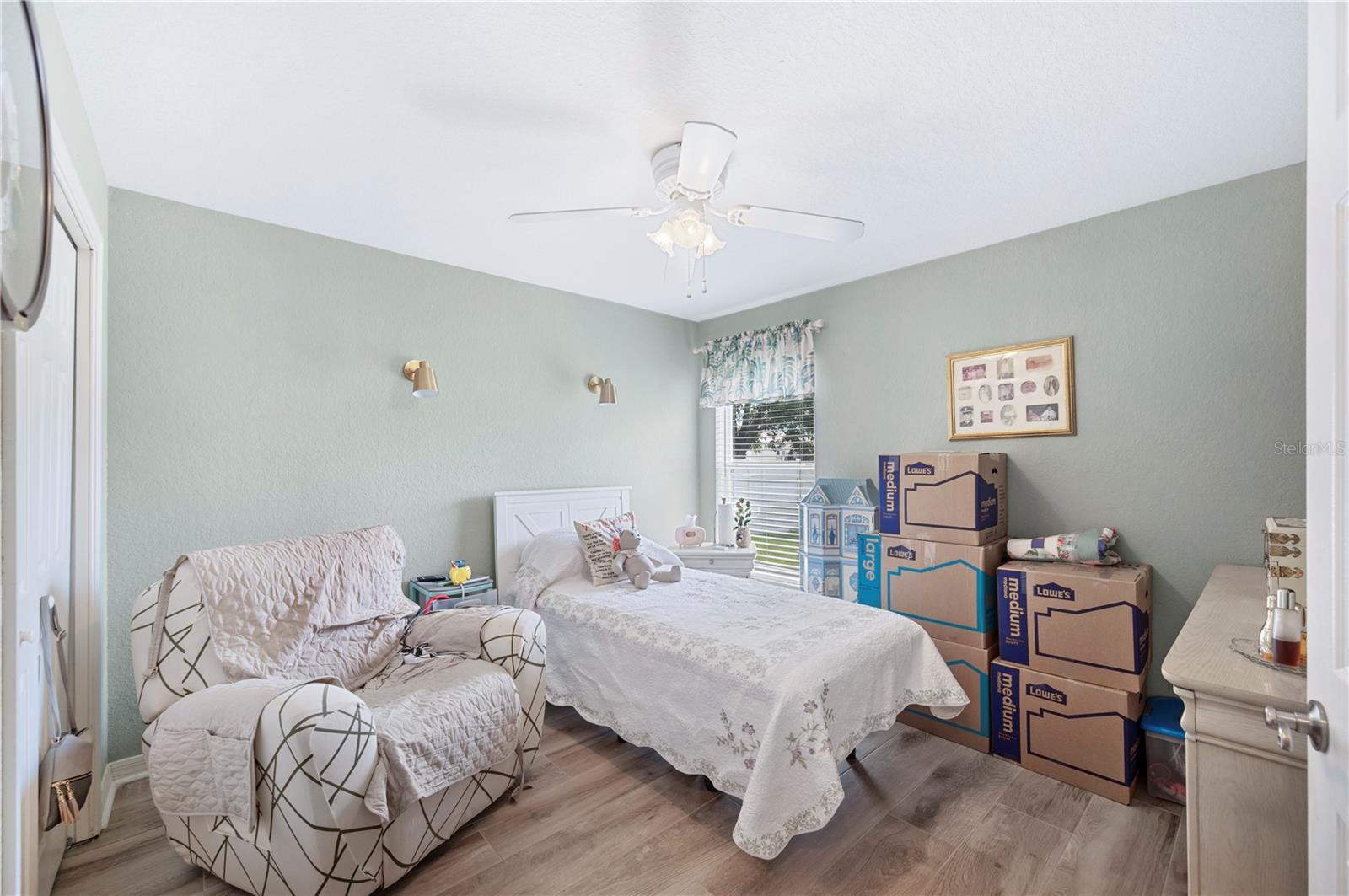 Image 24 of 38 For 5487 Oakford Drive