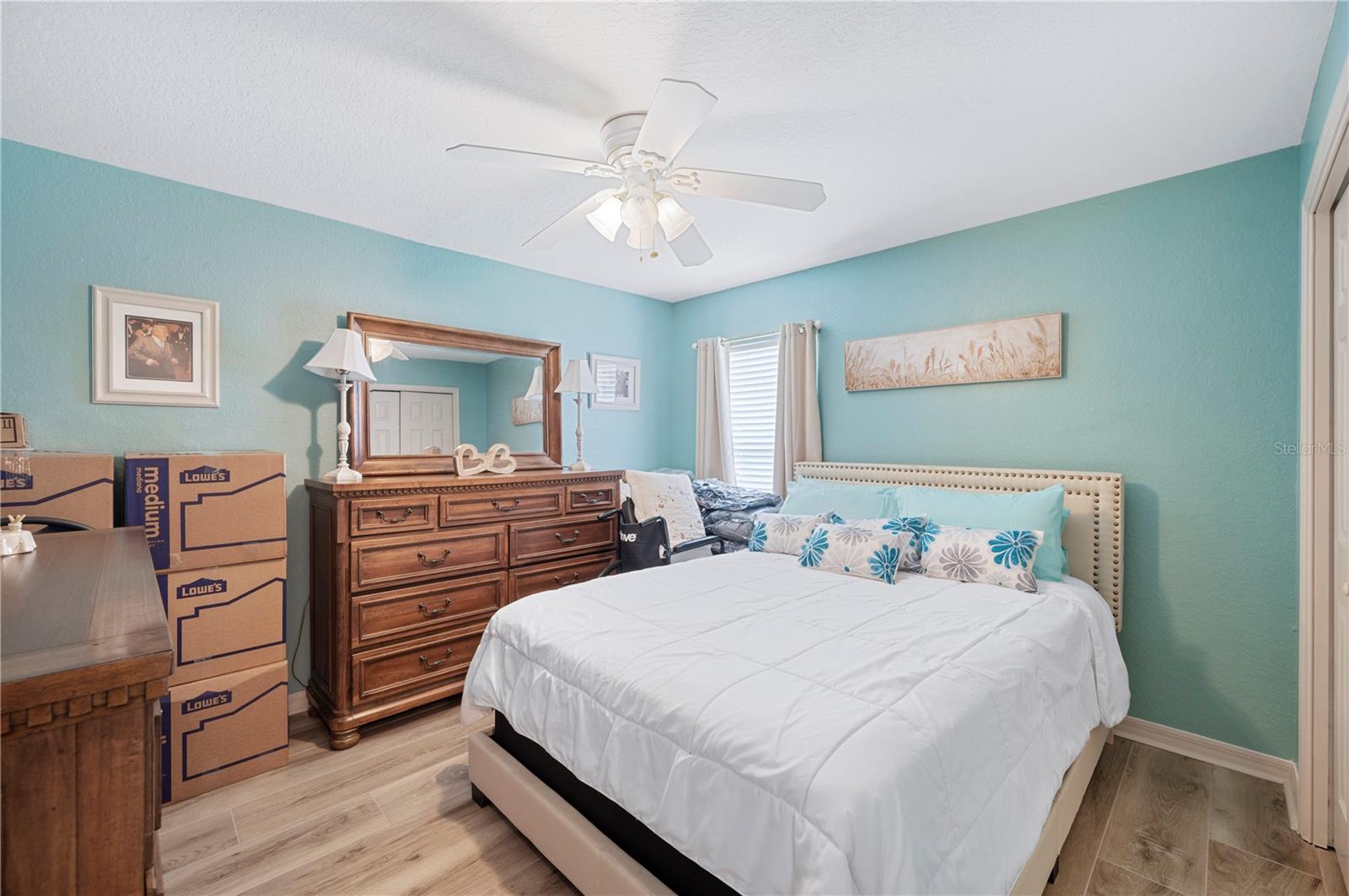Image 30 of 38 For 5487 Oakford Drive
