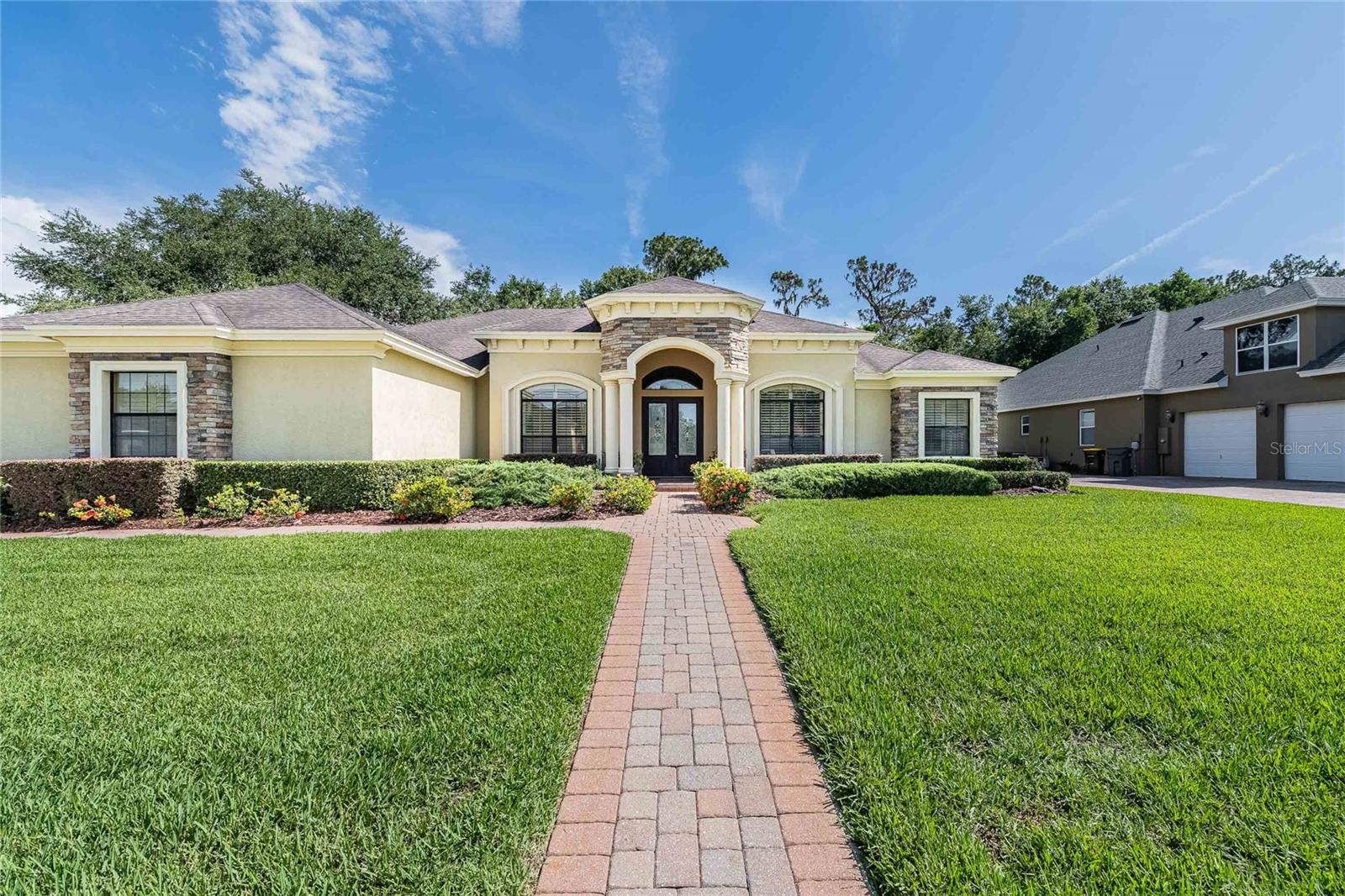 Details for 6658 Crescent Woods Circle, LAKELAND, FL 33813