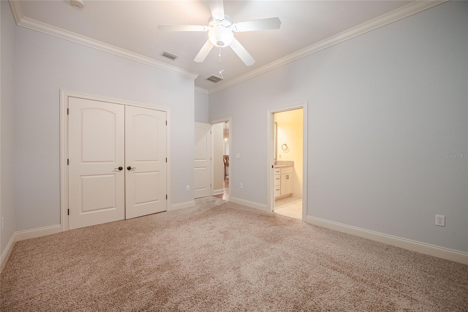 Image 42 of 54 For 6658 Crescent Woods Circle