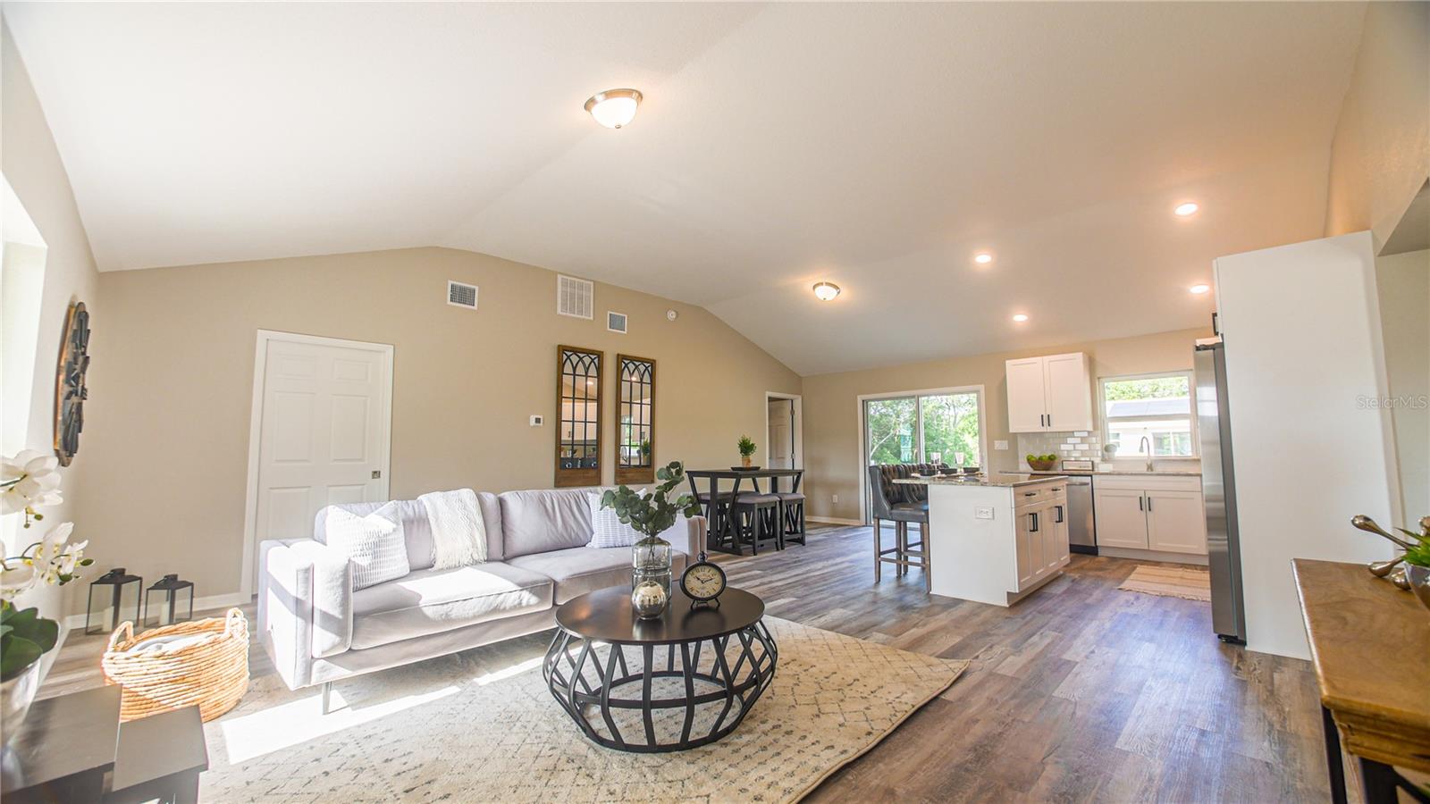 Image 6 of 8 For 6262 61st Street