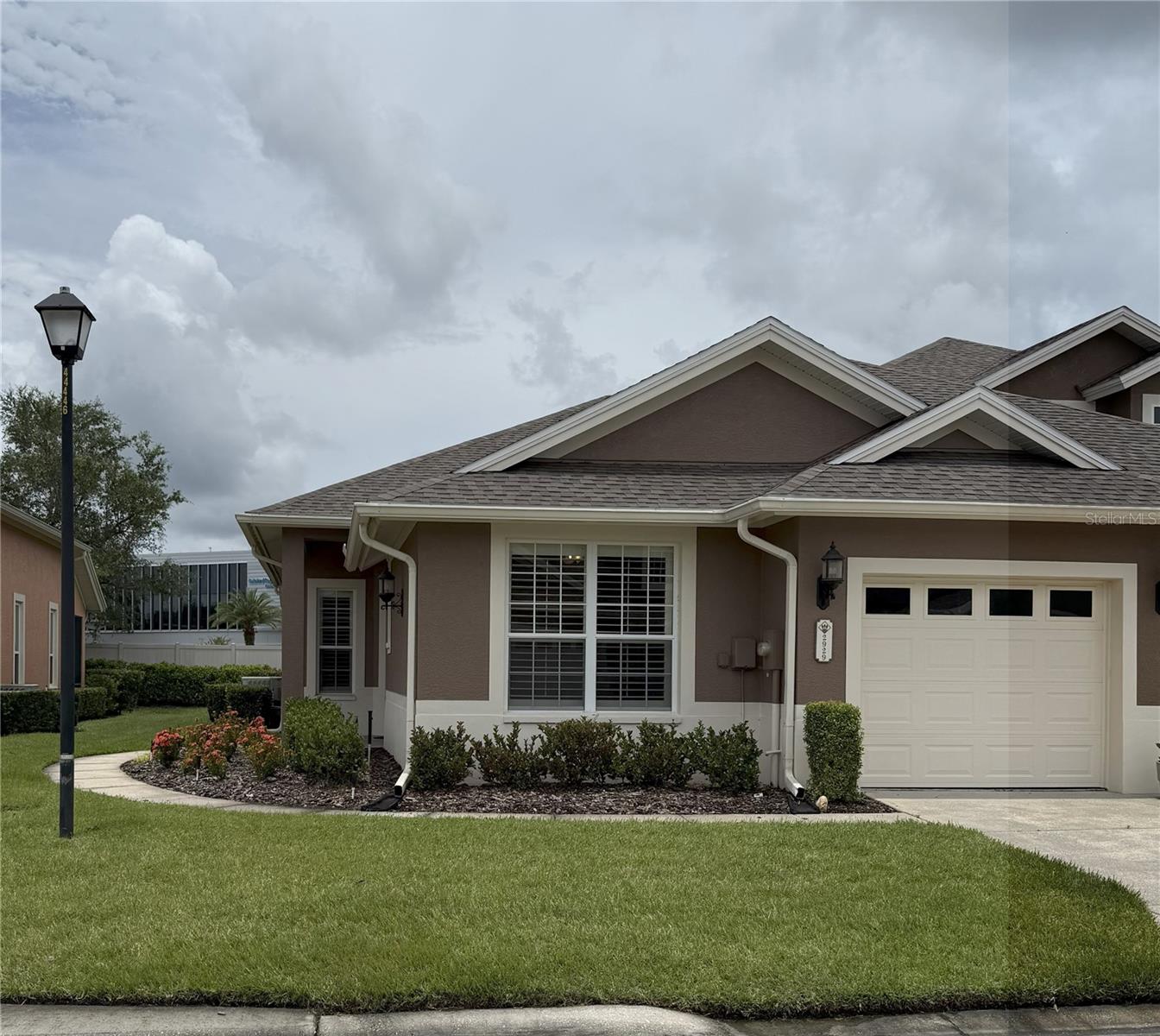 Image 3 of 24 For 2929 Mission Lakes Drive 10