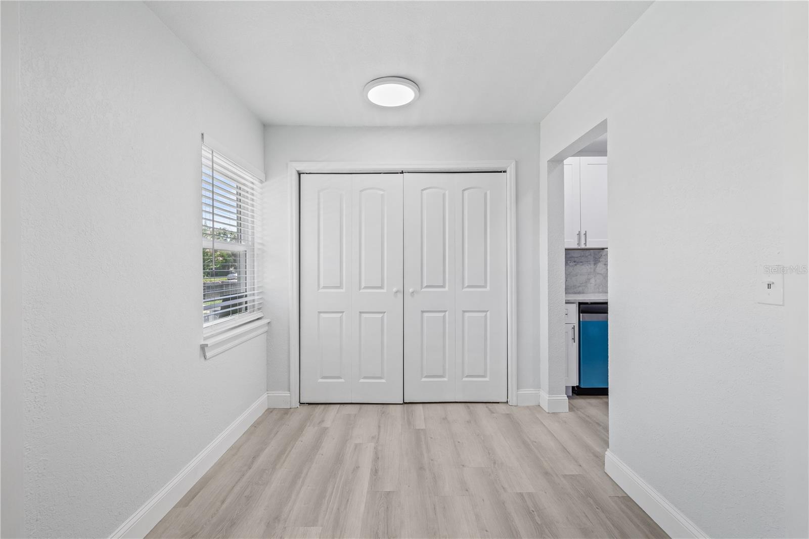 Image 11 of 50 For 4318 1st Avenue S