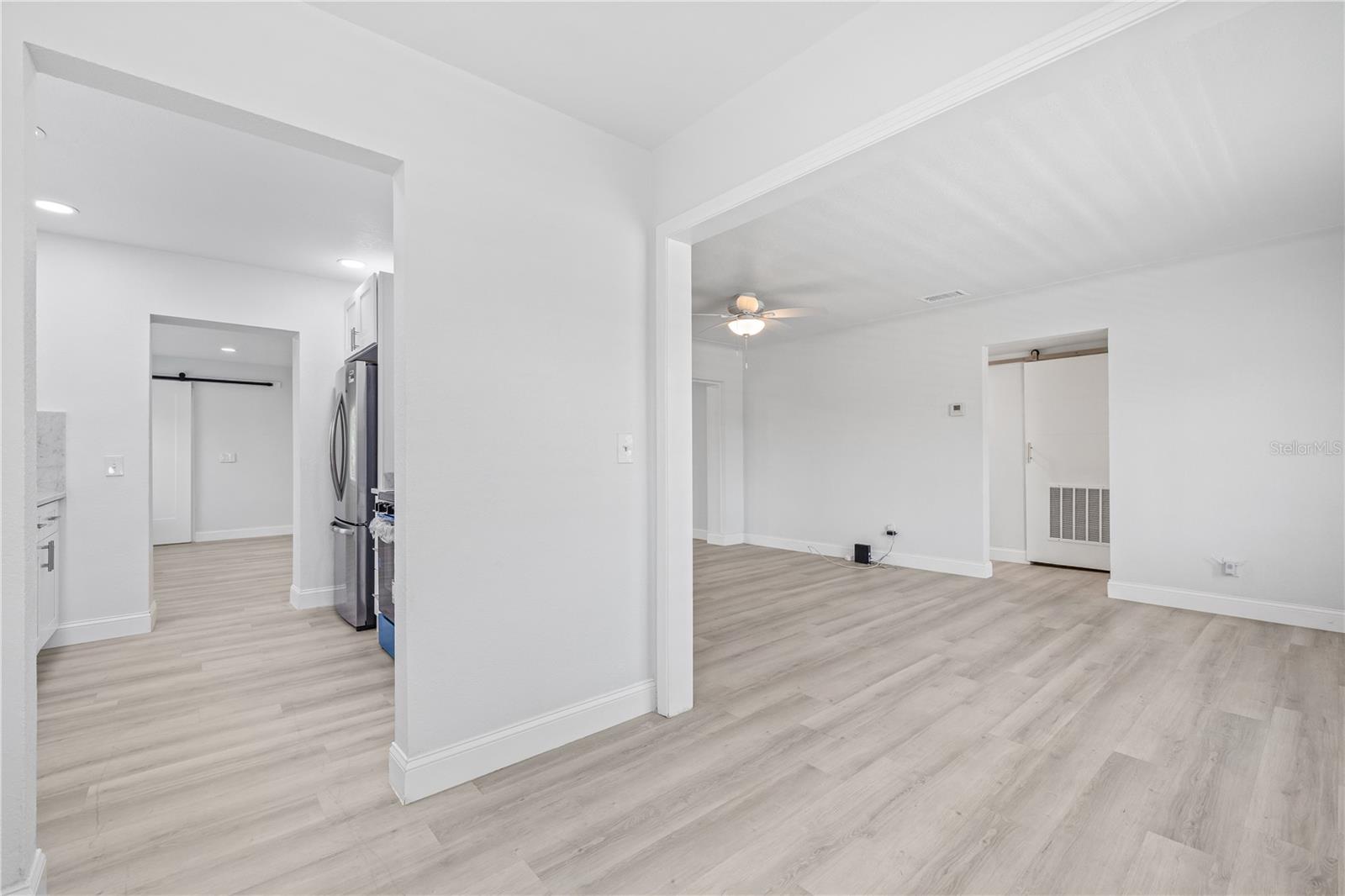 Image 12 of 50 For 4318 1st Avenue S
