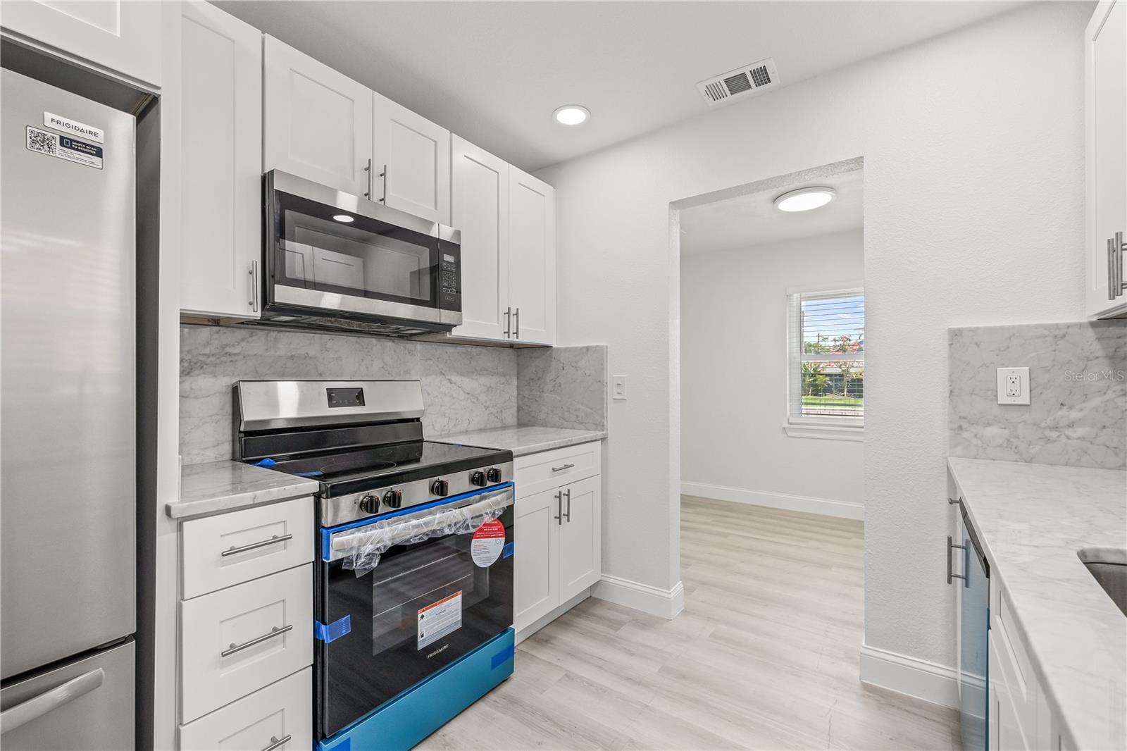 Image 18 of 50 For 4318 1st Avenue S