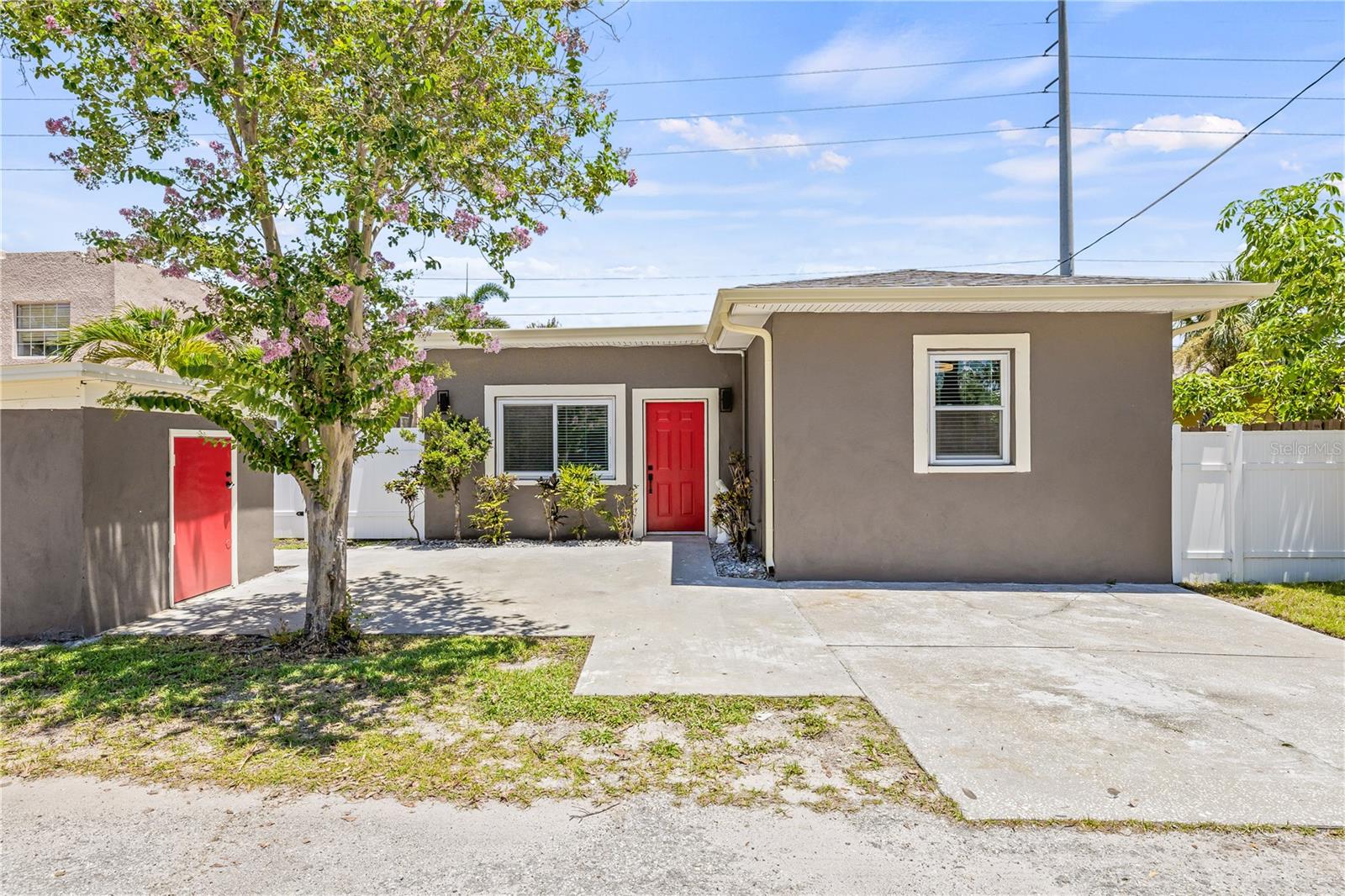 Image 36 of 50 For 4318 1st Avenue S