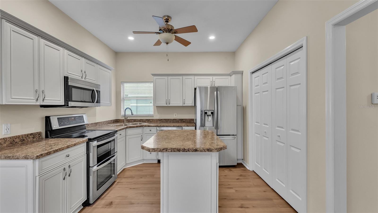 Image 11 of 55 For 4445 Pebble Pointe Drive