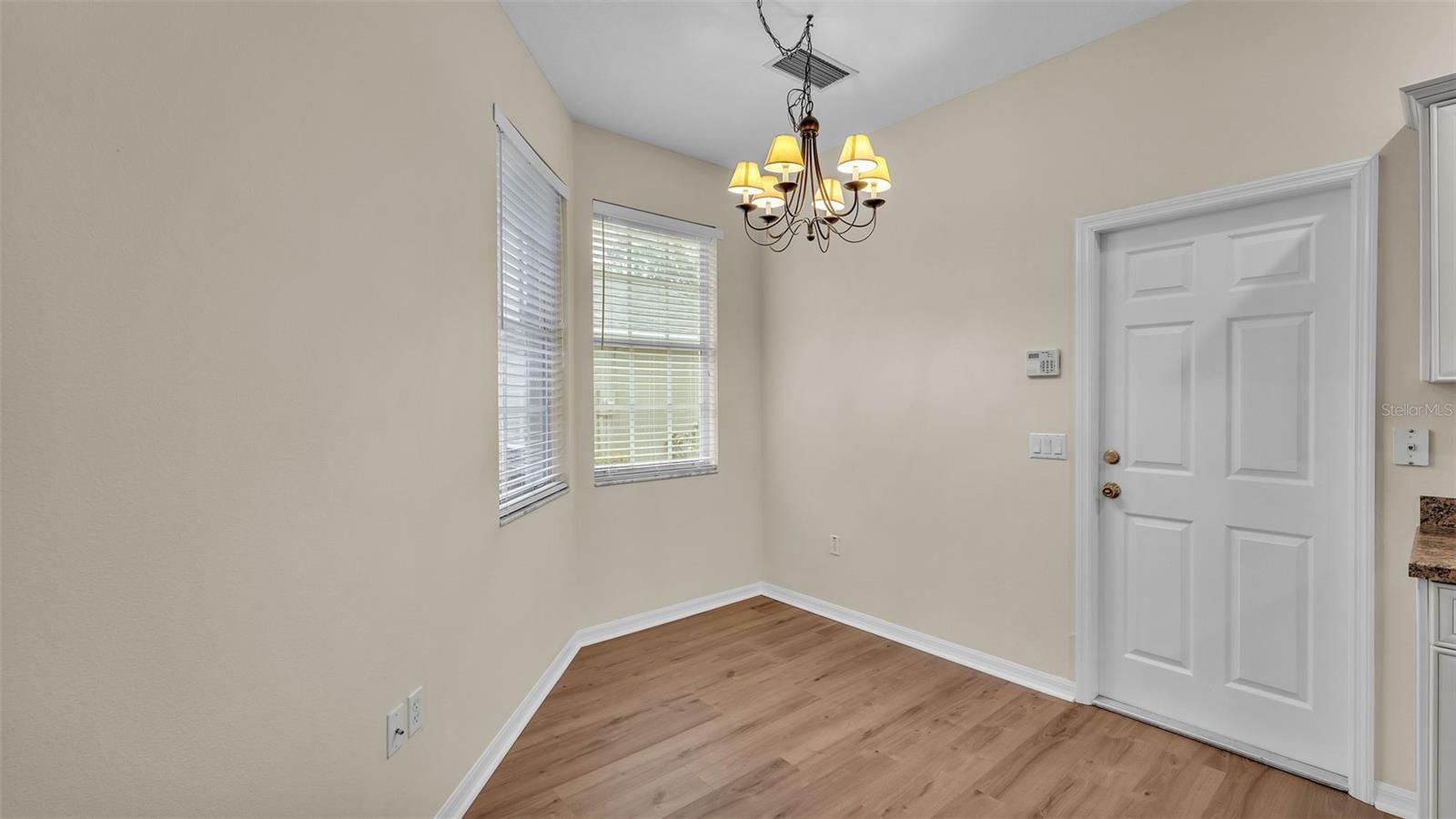 Image 12 of 55 For 4445 Pebble Pointe Drive