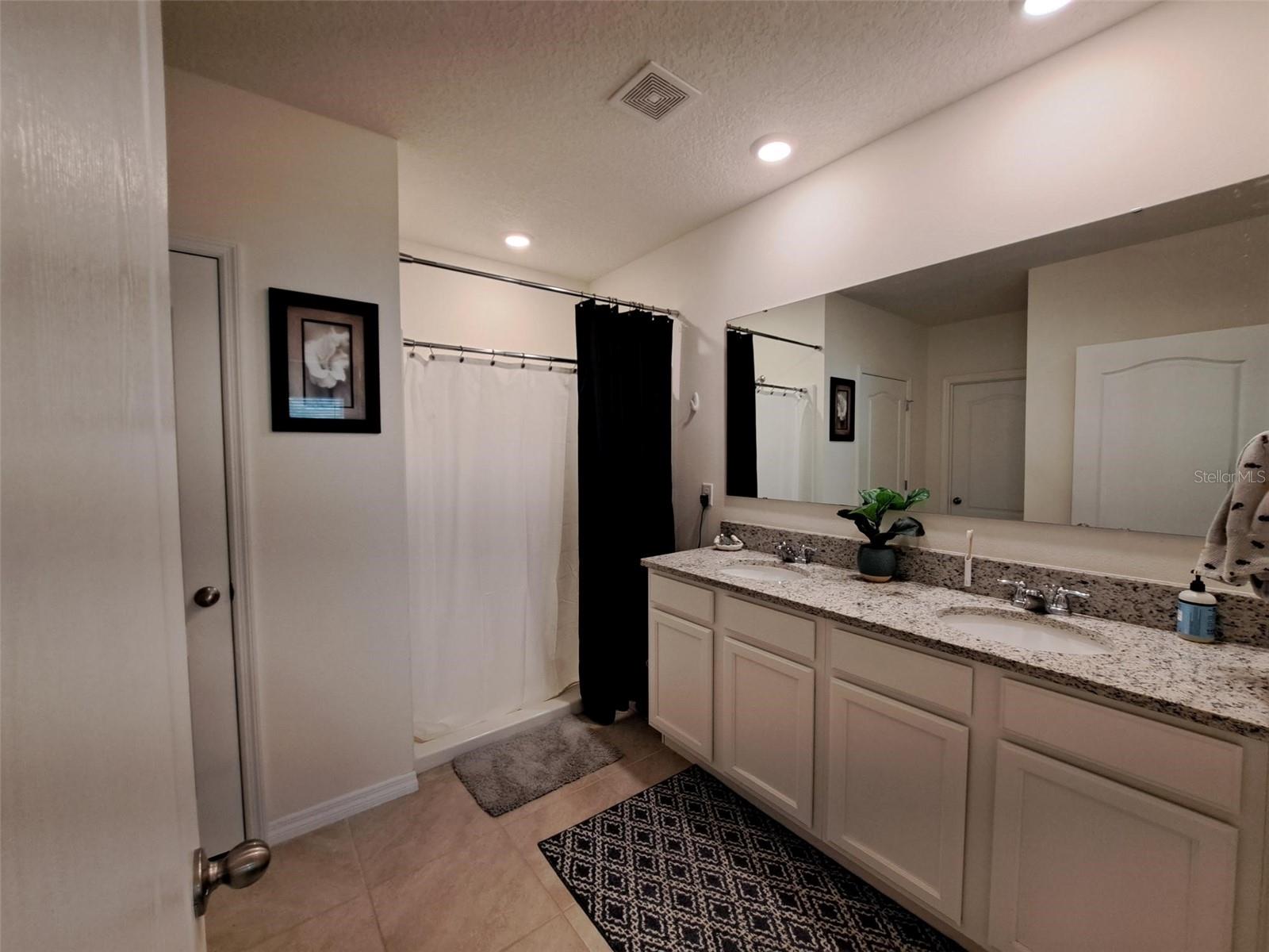 Image 26 of 36 For 11356 Amber Ridge Dr
