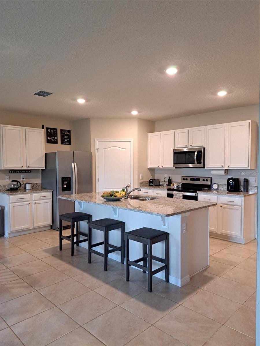Image 8 of 36 For 11356 Amber Ridge Dr