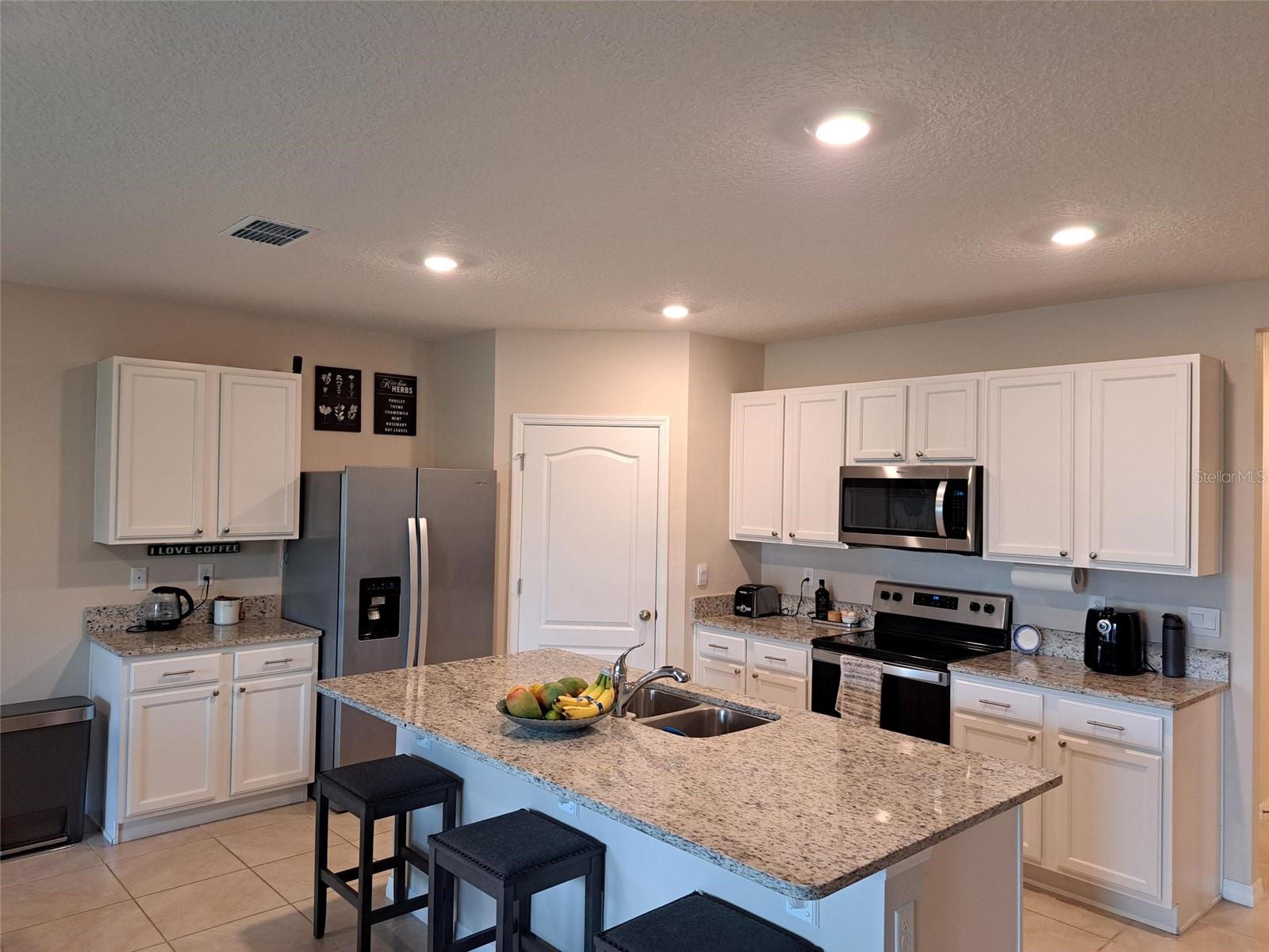 Image 9 of 36 For 11356 Amber Ridge Dr