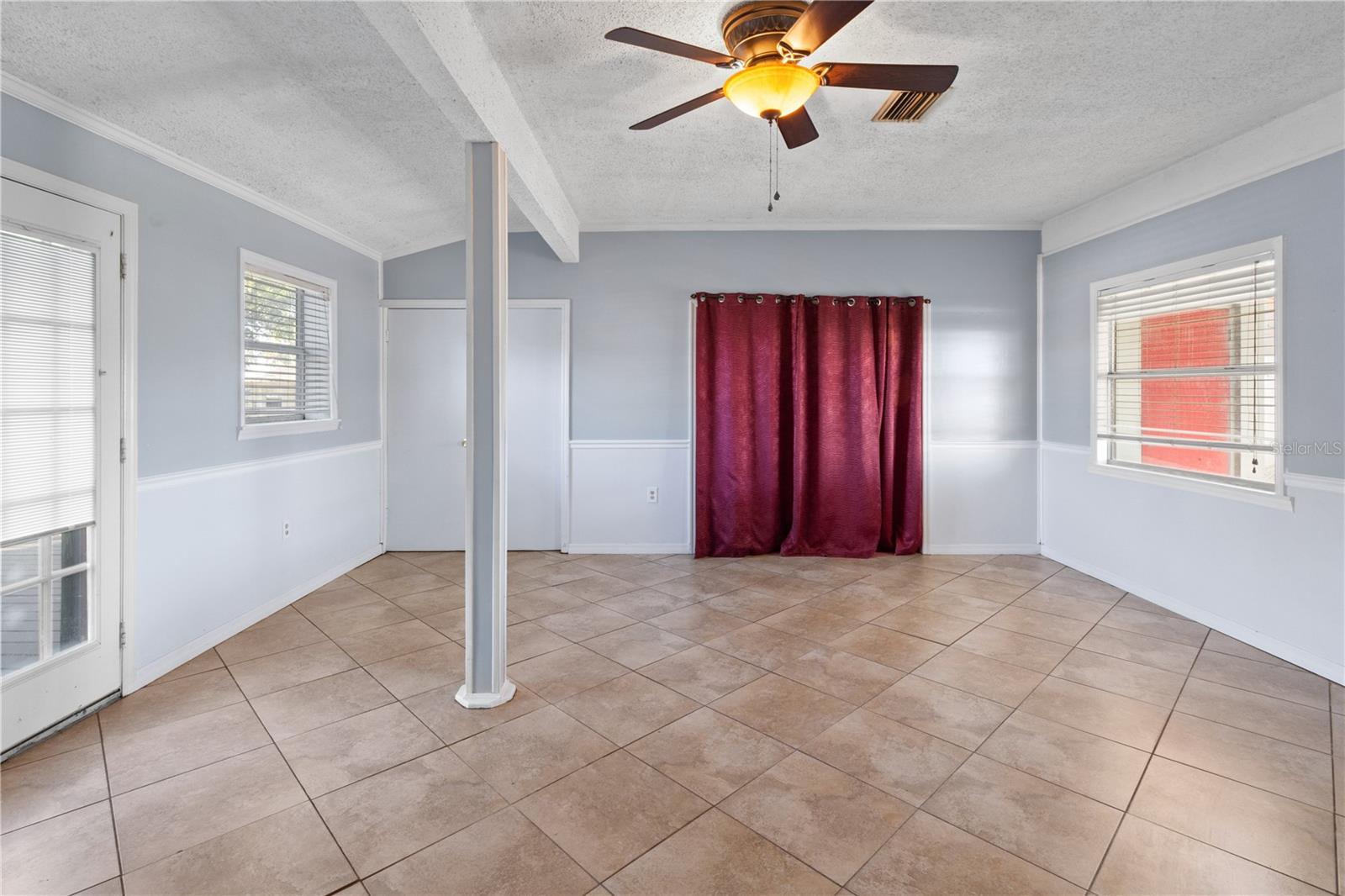 Image 35 of 44 For 2200 21st Street Nw