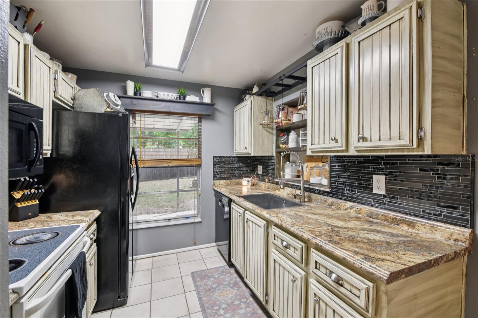 Image 14 of 69 For 4650 Eastwind Drive