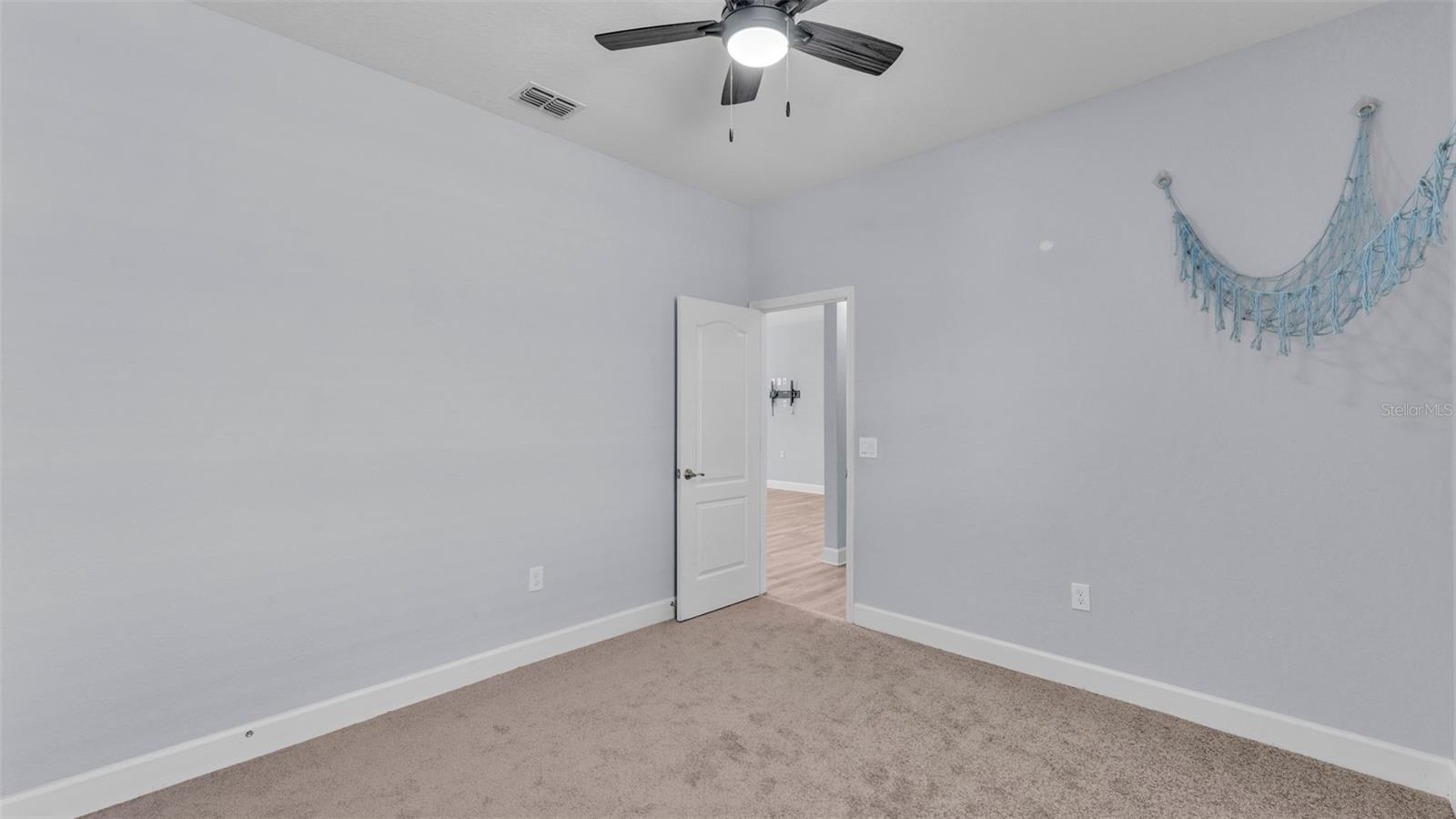 Image 35 of 62 For 1095 Woodland Oaks Drive