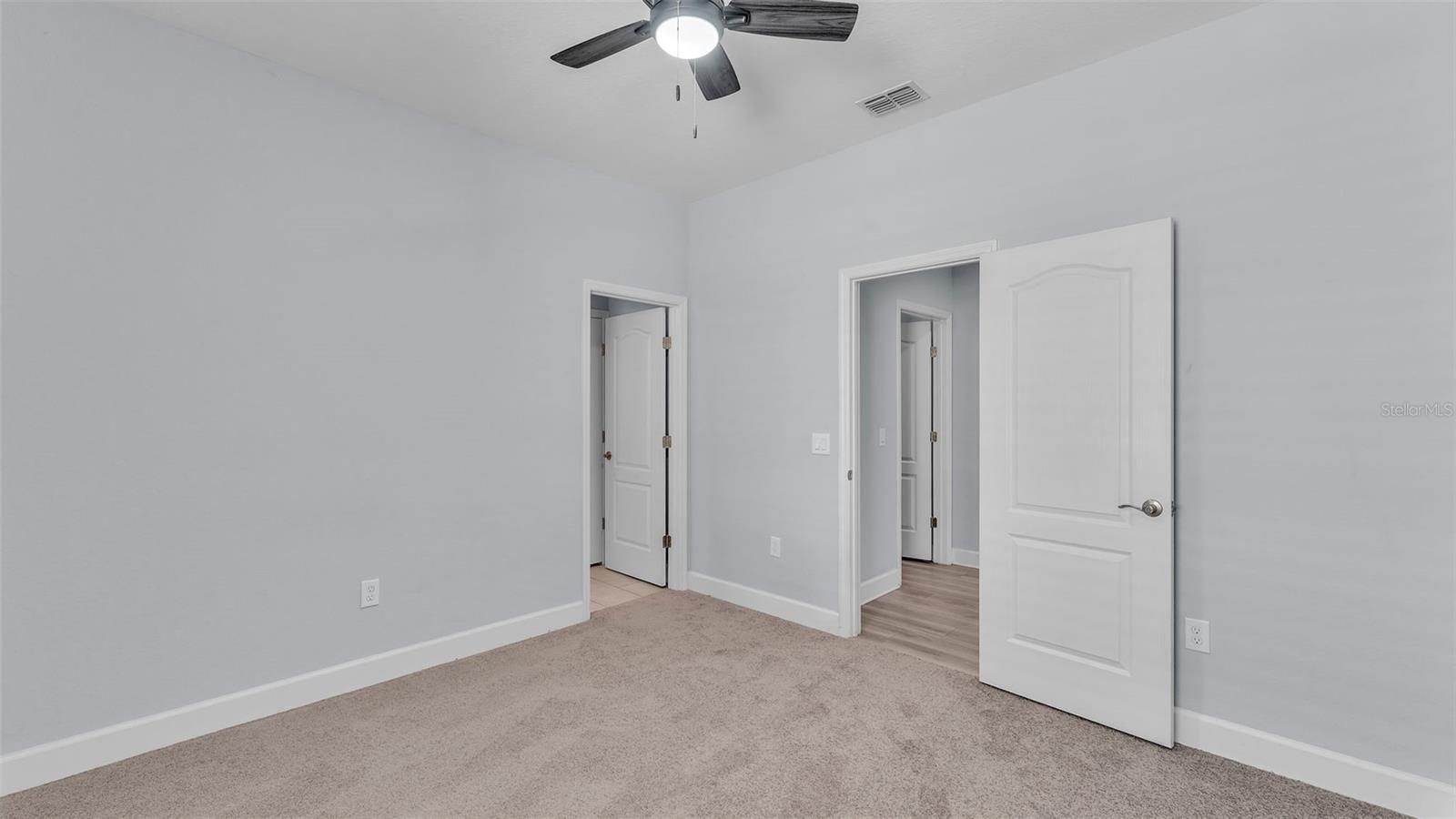 Image 37 of 62 For 1095 Woodland Oaks Drive