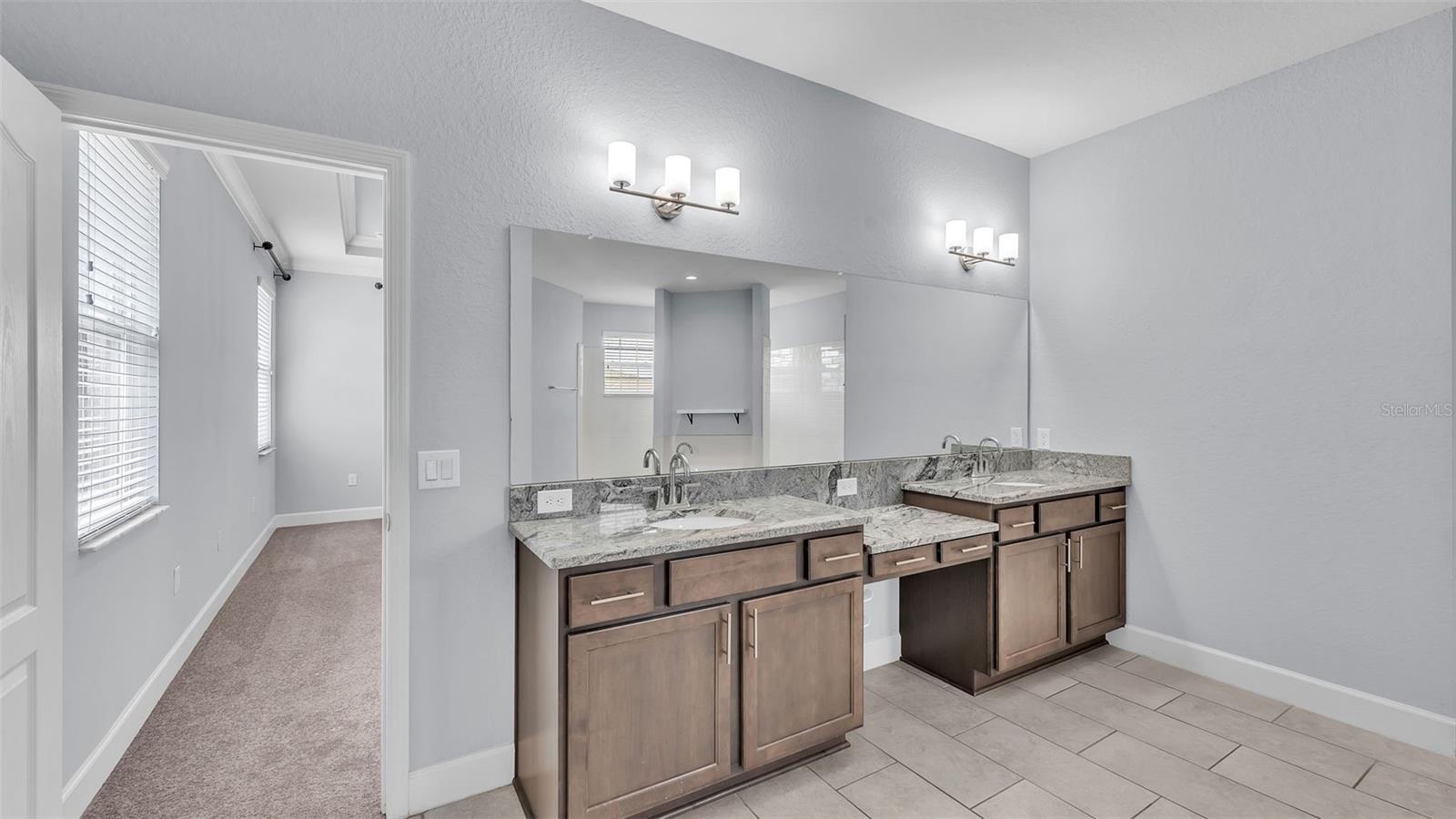 Image 44 of 62 For 1095 Woodland Oaks Drive
