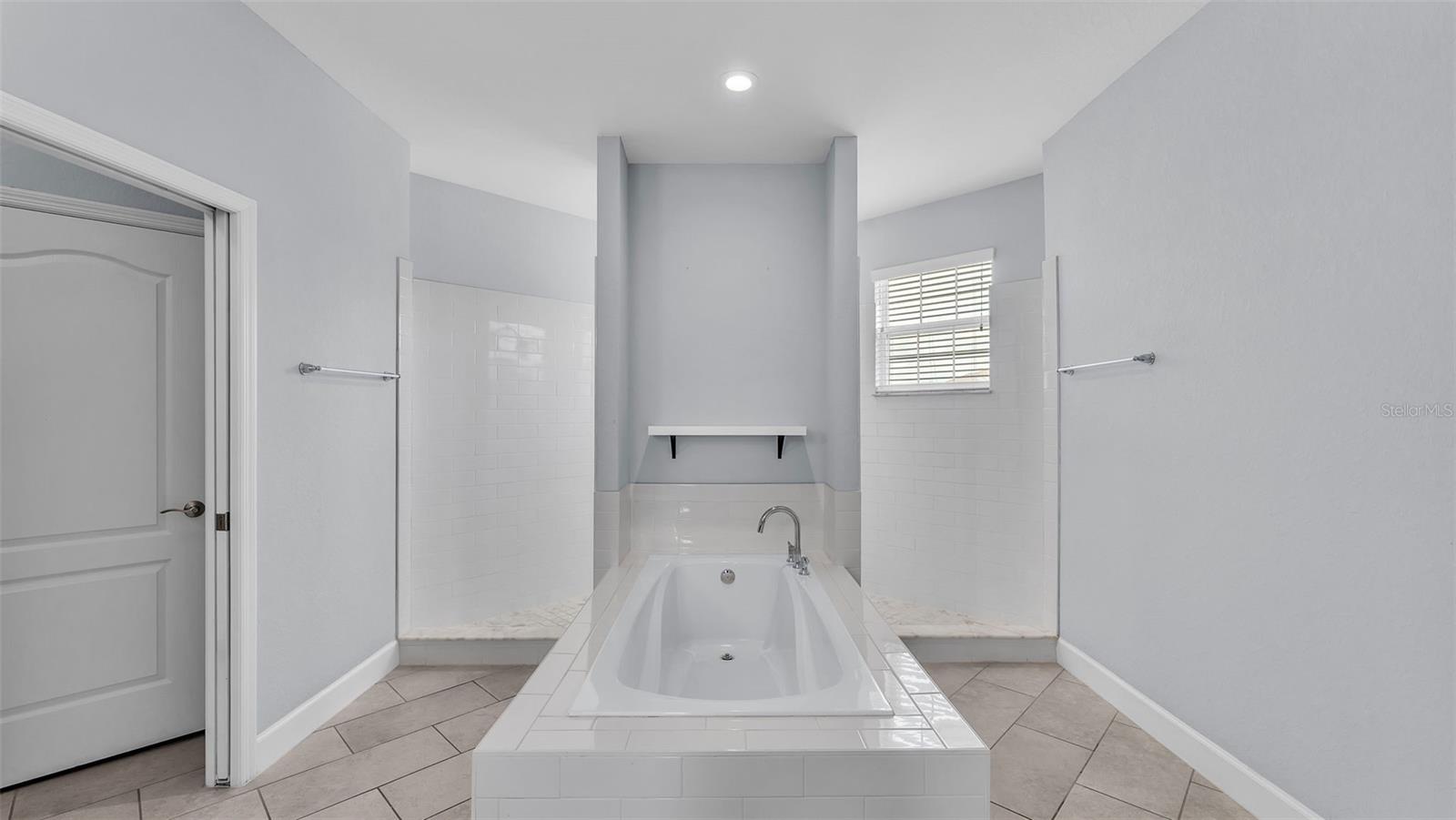 Image 45 of 62 For 1095 Woodland Oaks Drive