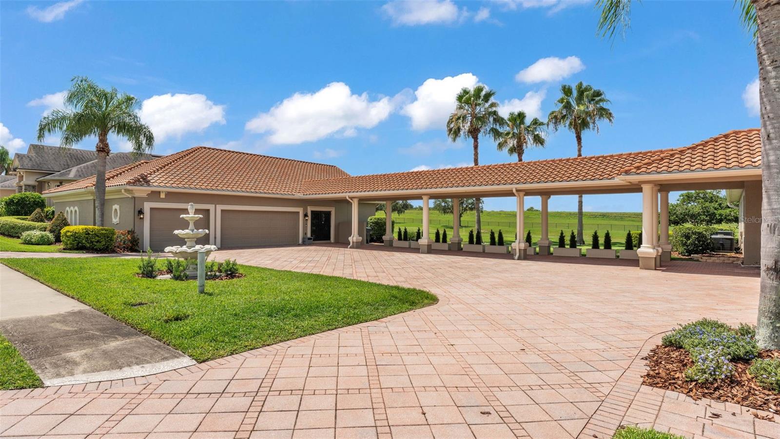 Image 4 of 93 For 745 Whisper Woods Drive