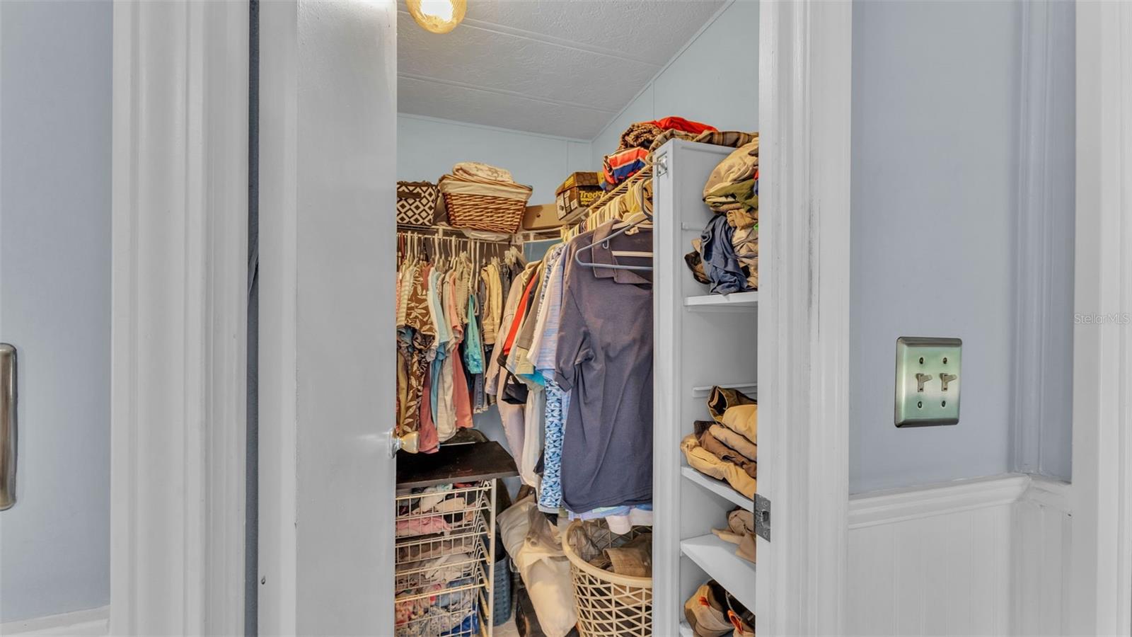 Image 22 of 54 For 2055 S Floral Ave  164