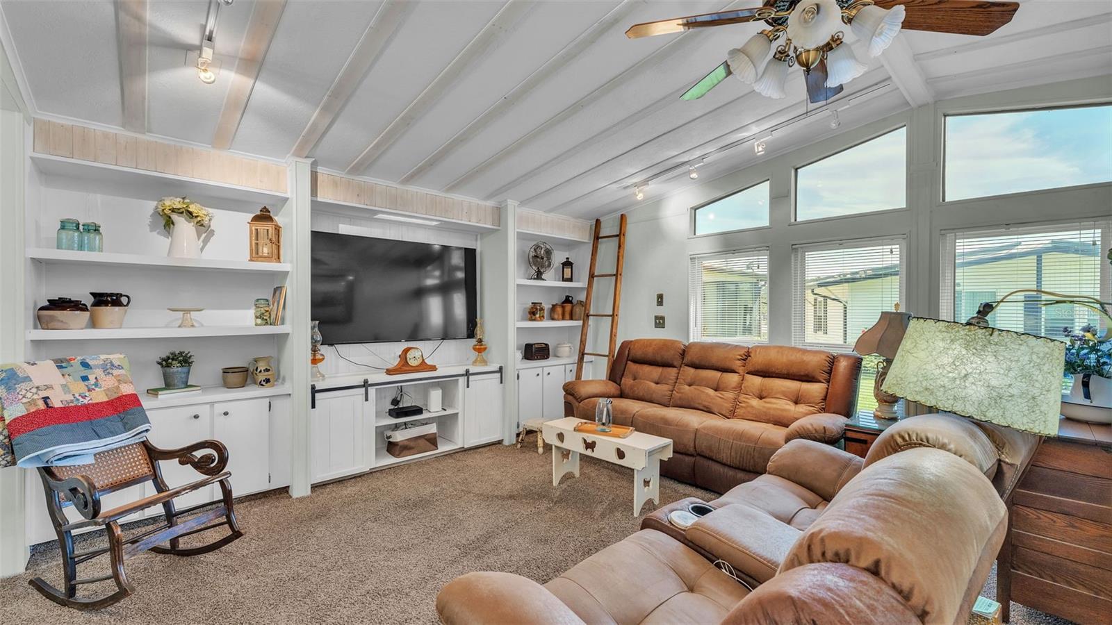 Image 32 of 54 For 2055 S Floral Ave  164