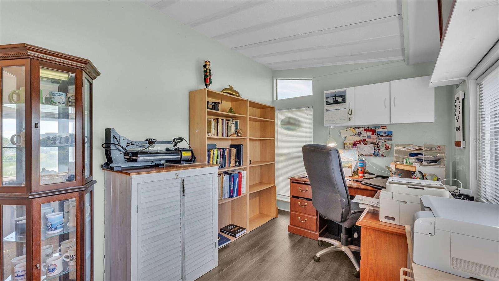Image 35 of 54 For 2055 S Floral Ave  164