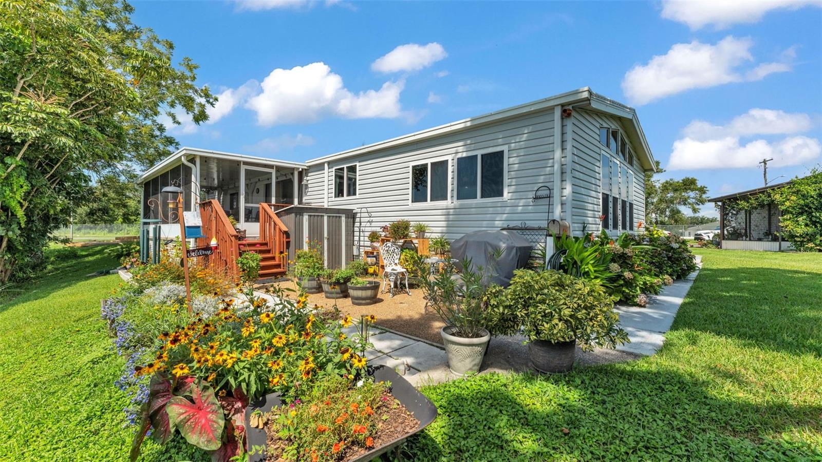 Image 40 of 54 For 2055 S Floral Ave  164